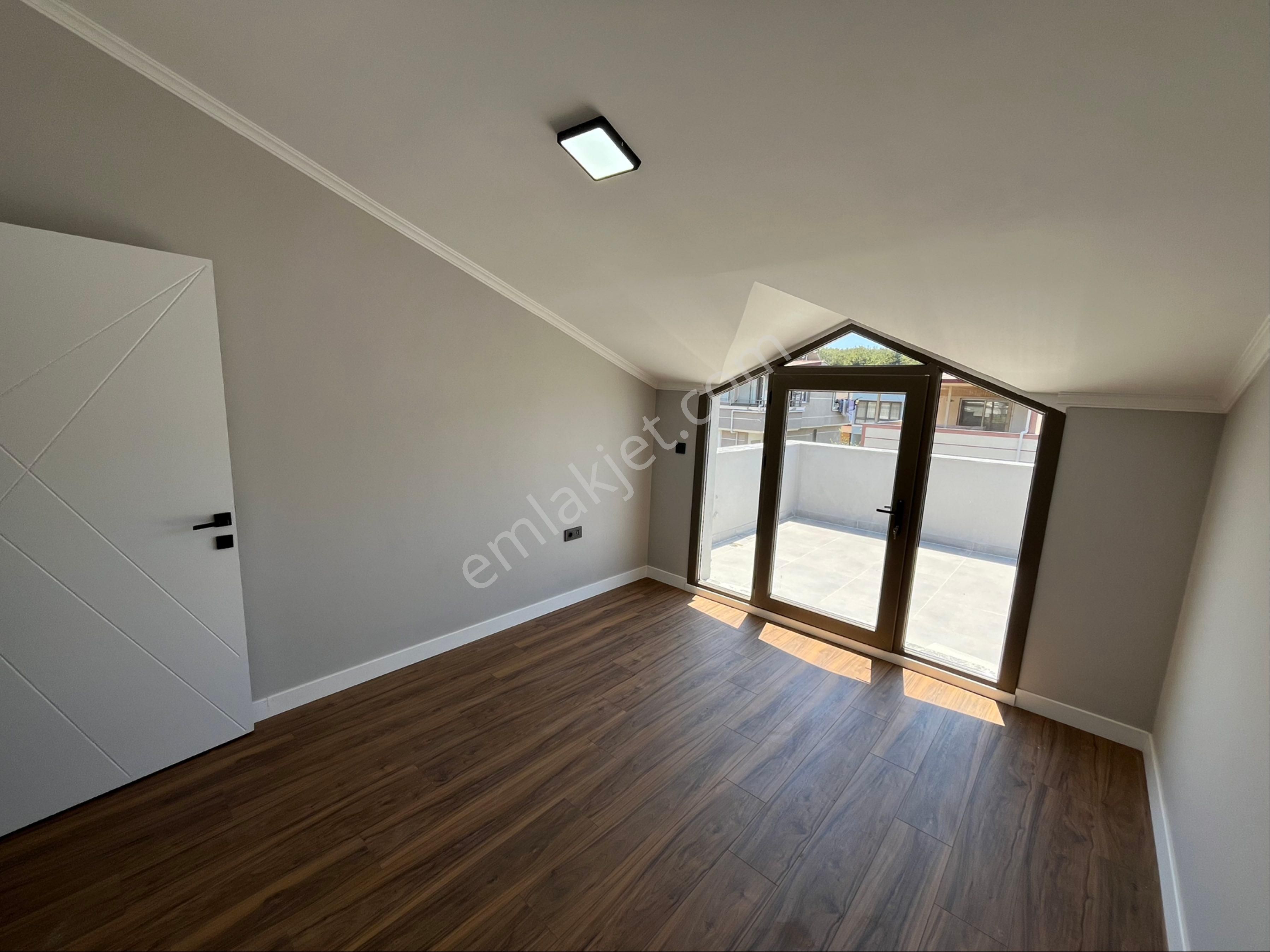 Özdere Deniz Tarafında Geniş Bahçeli Villa - Görsel 26