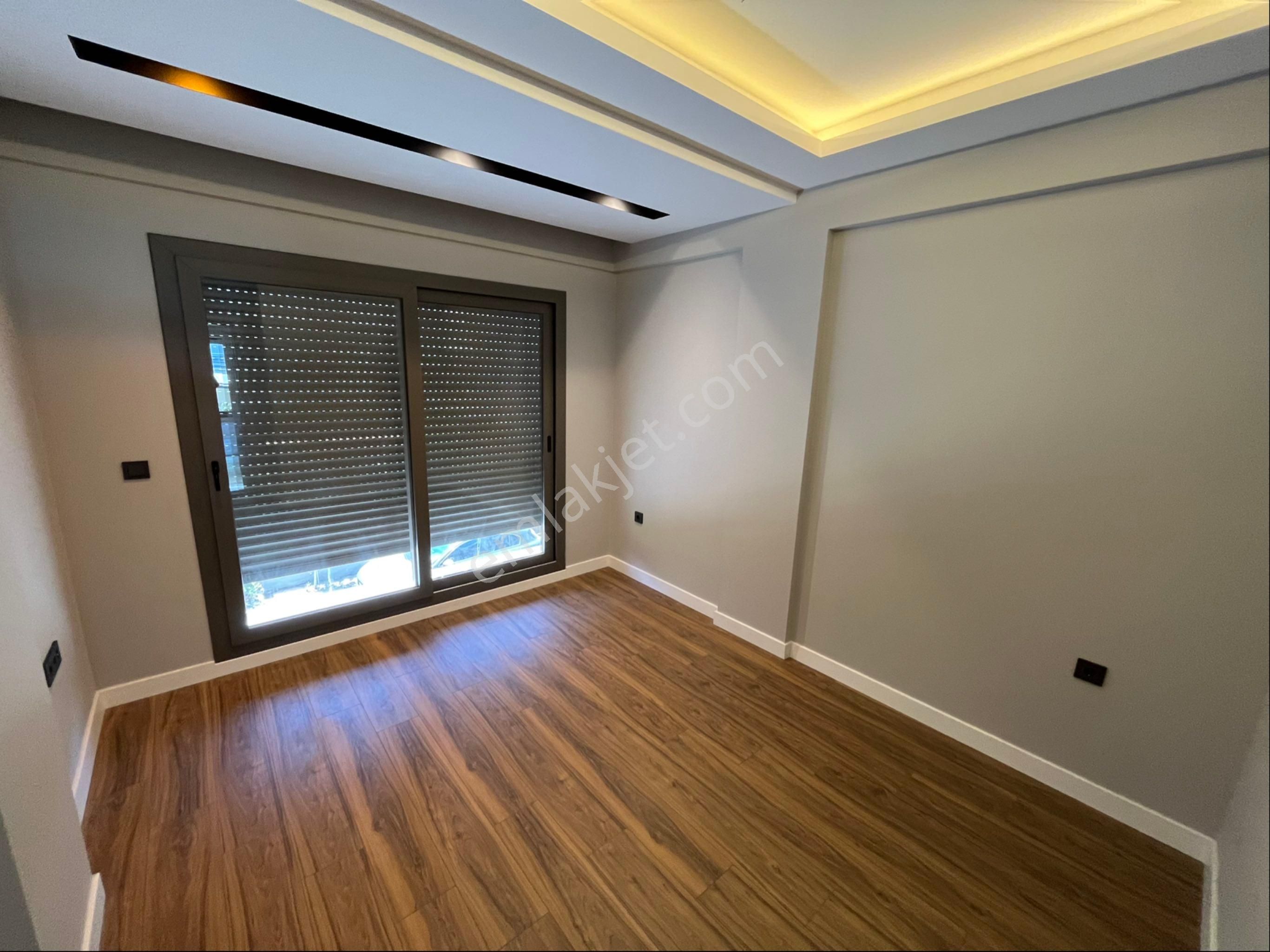 Özdere Deniz Tarafında Geniş Bahçeli Villa - Görsel 21