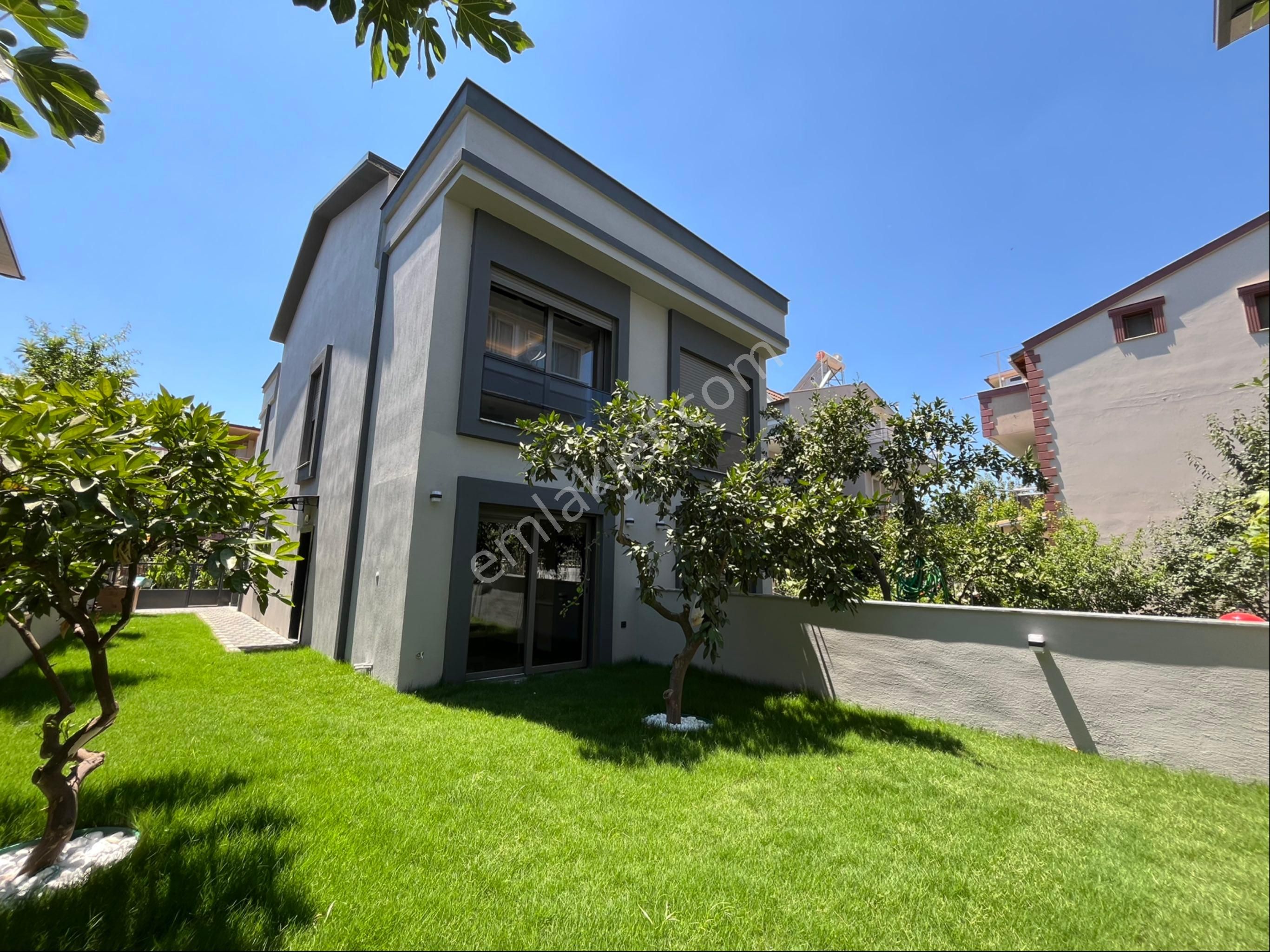 Özdere Deniz Tarafında Geniş Bahçeli Villa - Görsel 3