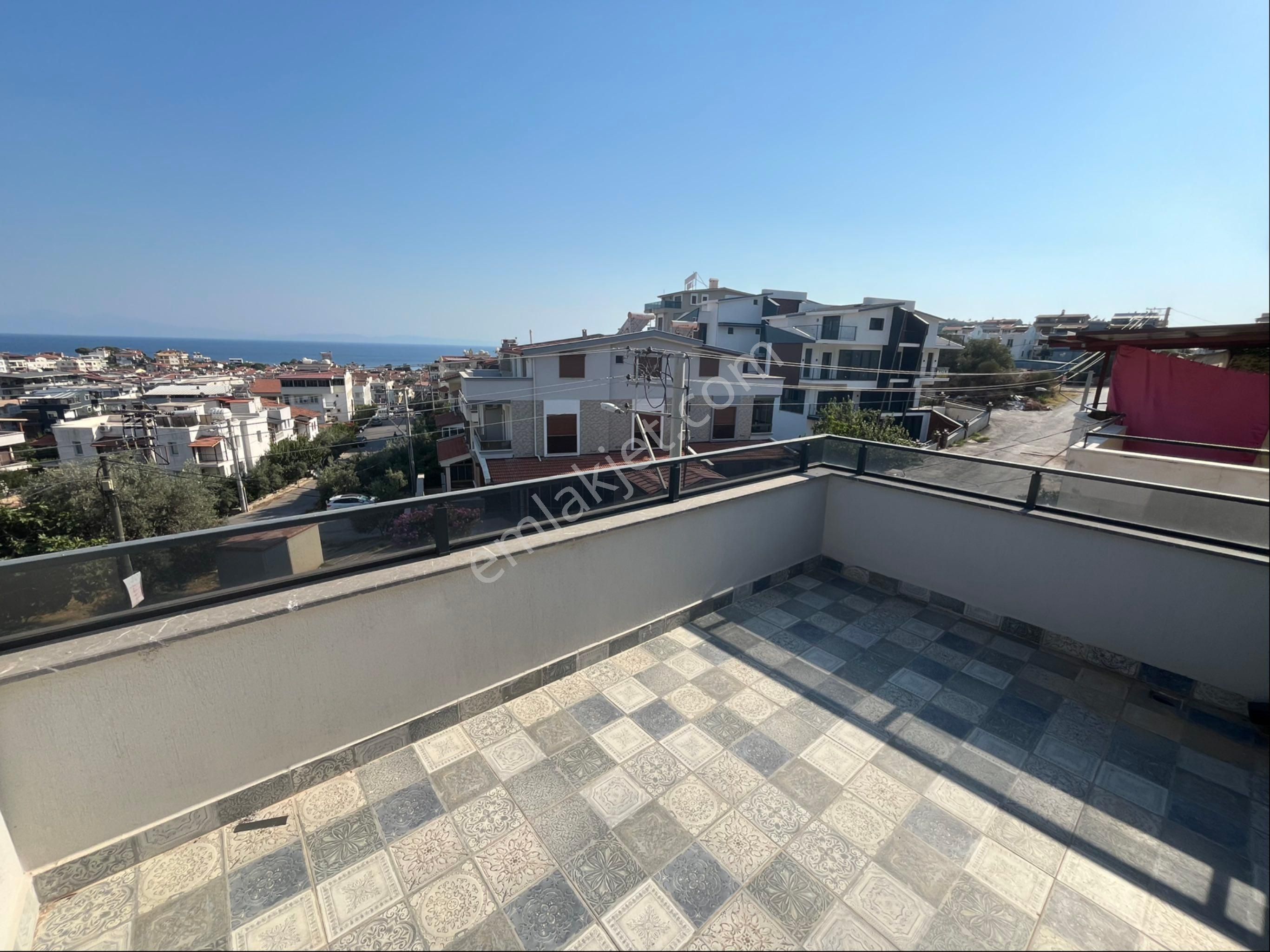 Özderede Zeminden Manzaralı Geniş Villa - Görsel 2