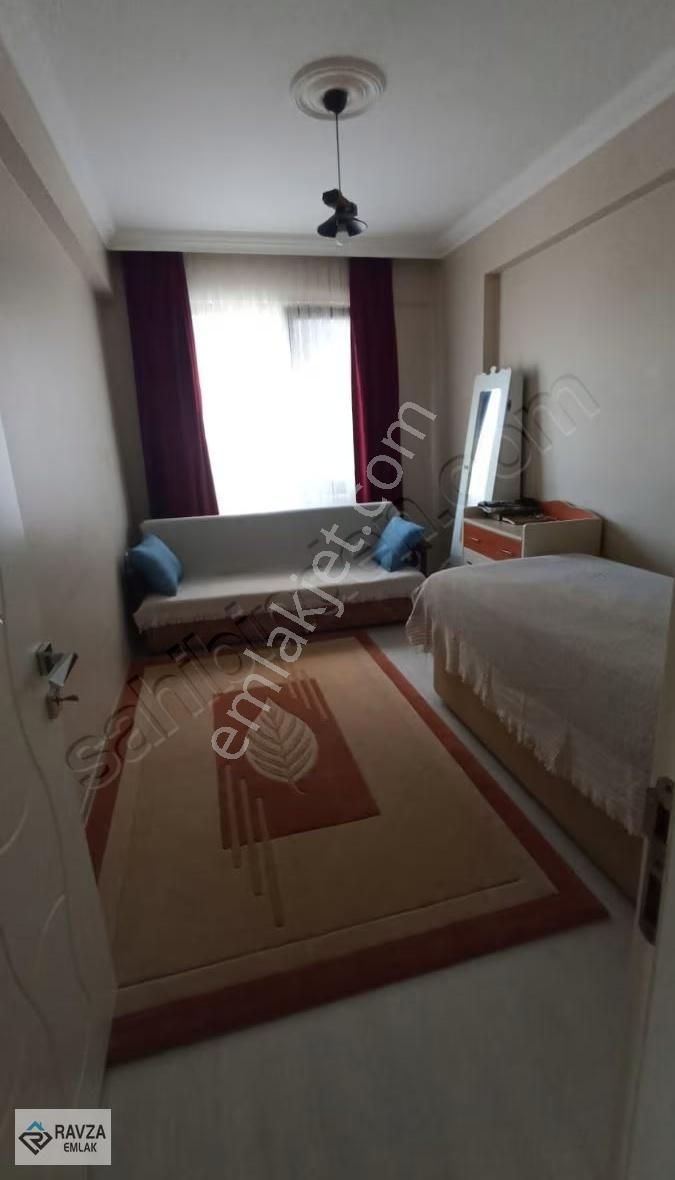 Yalova - Altınova İlçesinde Geniş 3+1 Daire - Görsel 8