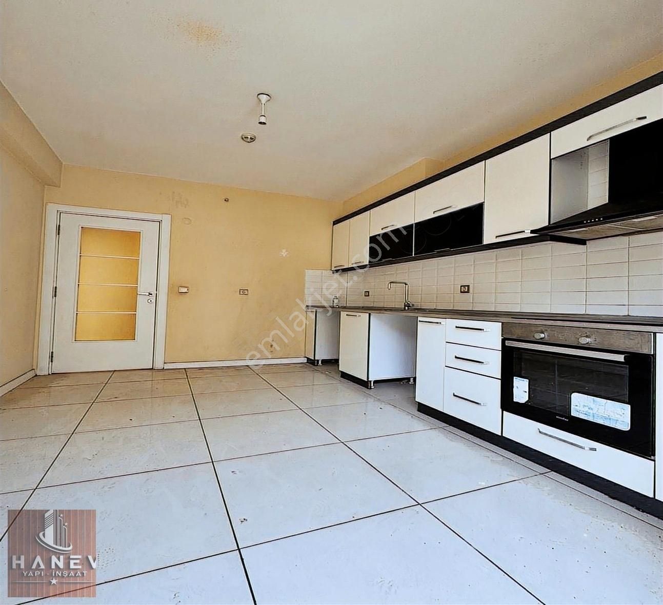 Metrobüse Yakın Site İçerisinde 3+1 Satılık Daire - Görsel 10