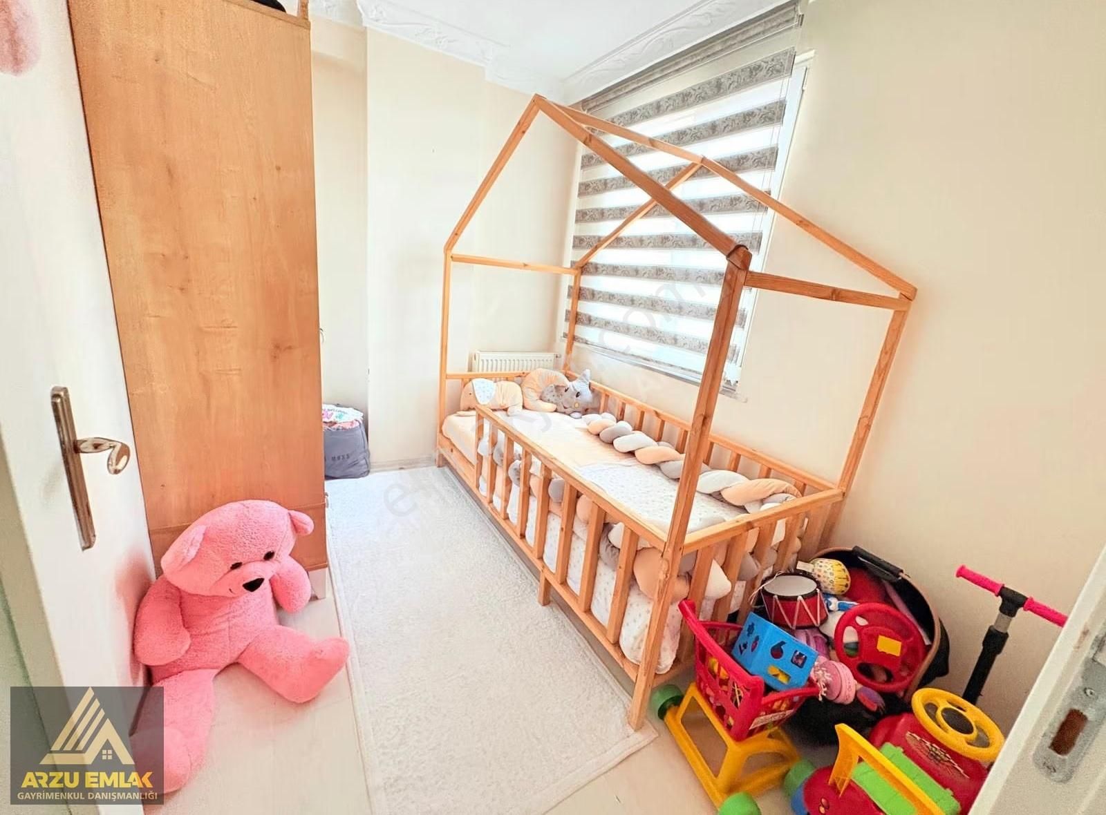 Arzu Emlaktan 75. Yıl Mah. Satılık 3+2 Dubleks Daire - Görsel 35