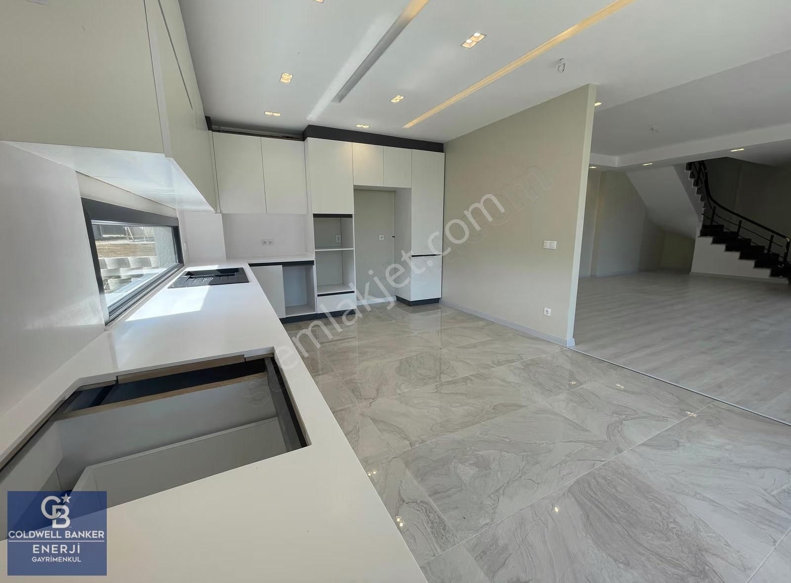 Silivri Kavaklı Satılık 4+1 Villa Müstakil Havuzlu - Görsel 13