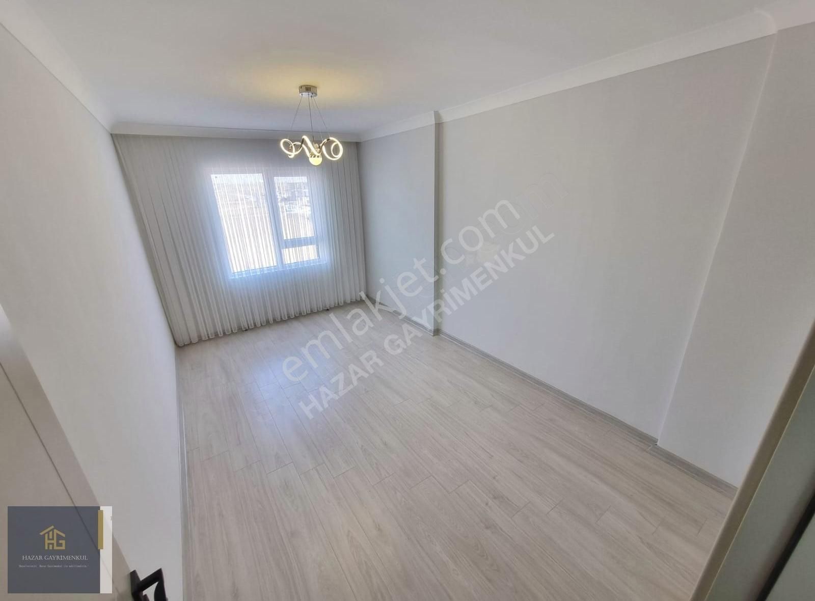 Hazardan Mendereste Park Cepheli Ultra Lüx Yüksek Kredili 3+1 - Görsel 13