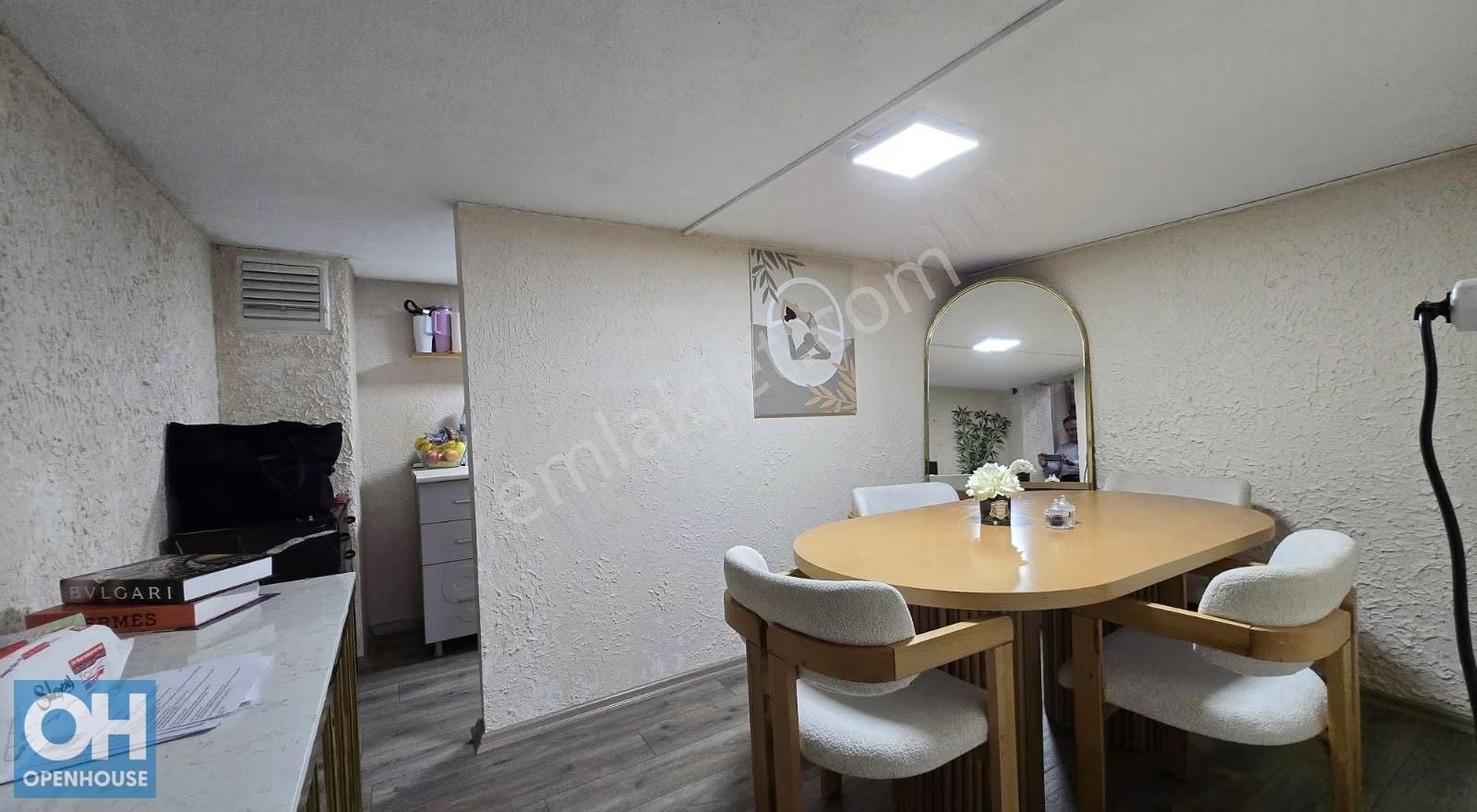 Kemerburgaz'da Ana Cadde Üzerinde Satılık Depolu Dükkan - Görsel 5