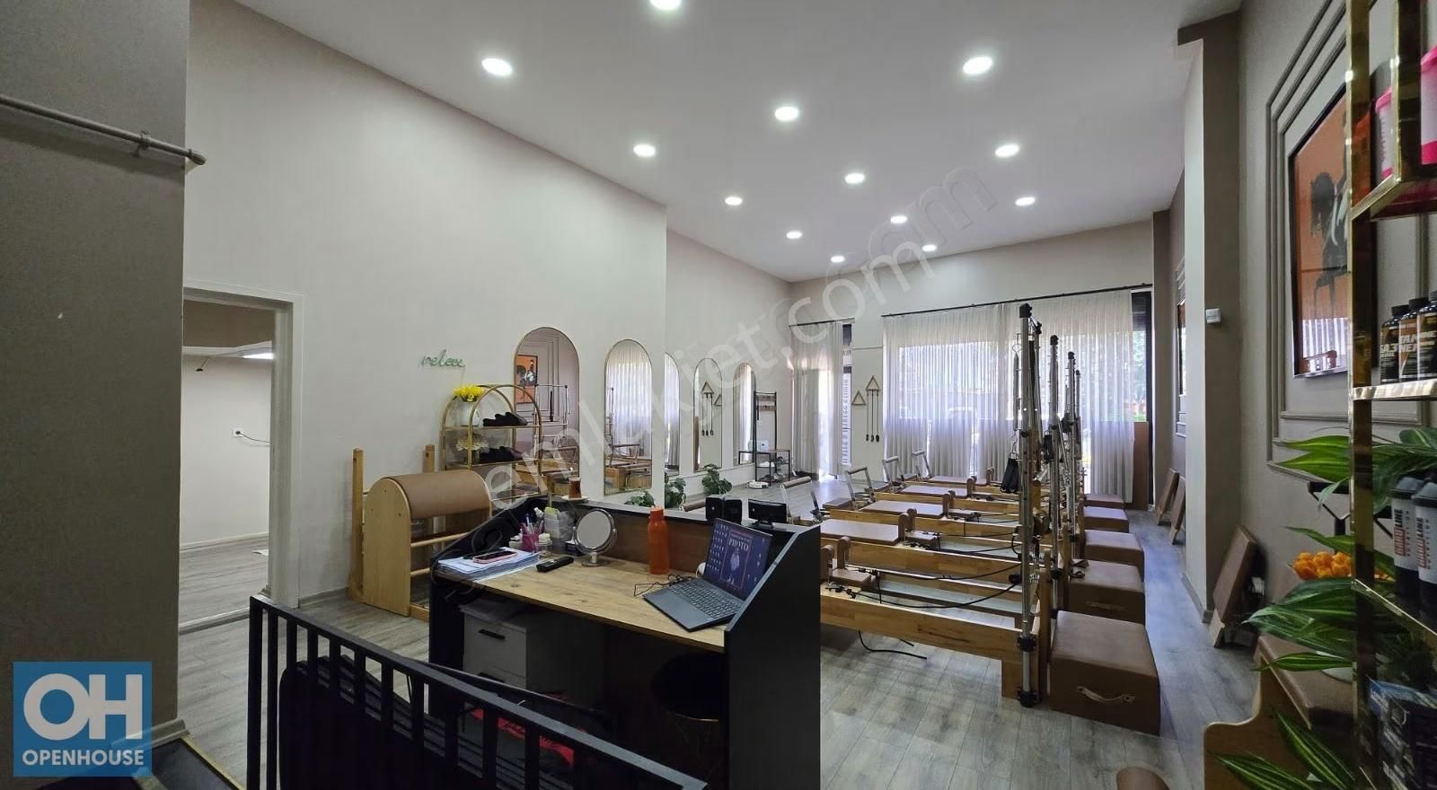 Kemerburgaz'da Ana Cadde Üzerinde Satılık Depolu Dükkan - Görsel 11