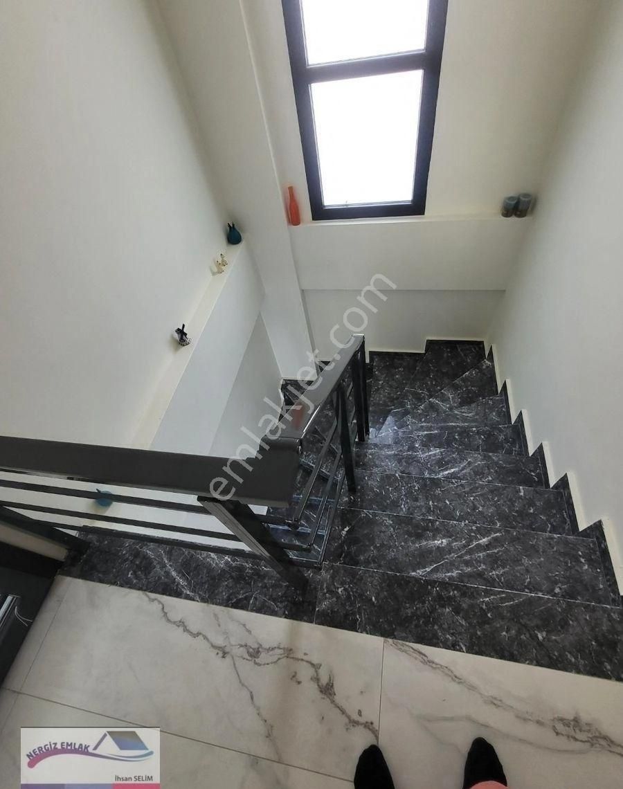 Boğaziçi Mahallesinde Yeni Yapılı Dublex Havuzlu Villa - Görsel 21