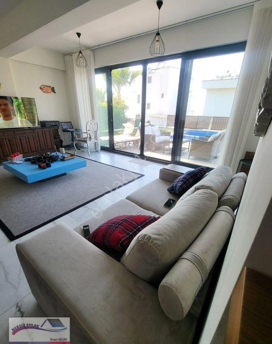 Boğaziçi Mahallesinde Yeni Yapılı Dublex Havuzlu Villa - Görsel 28