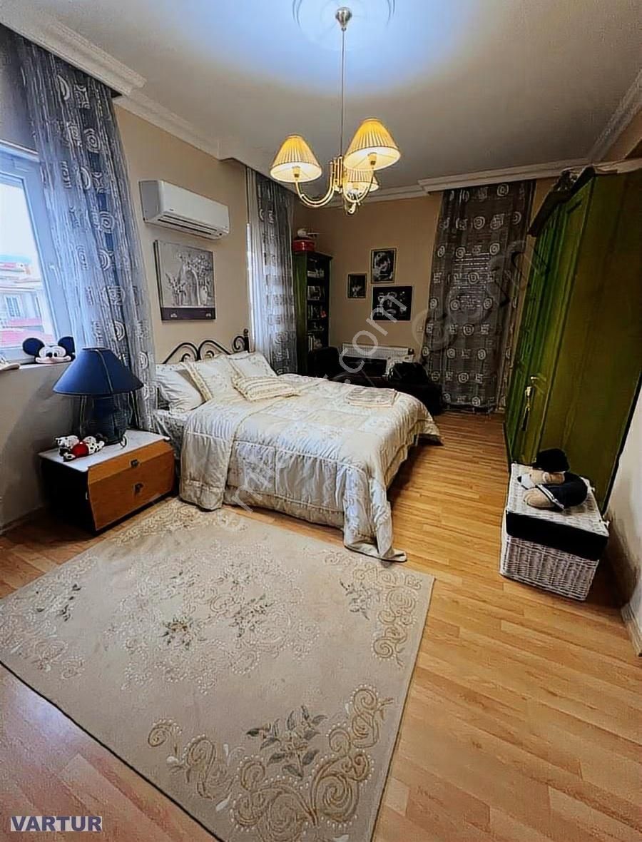 Fethiye Şehir Merkezinde Denize 2. Sıra Lüks Tripleks Villa - Görsel 2