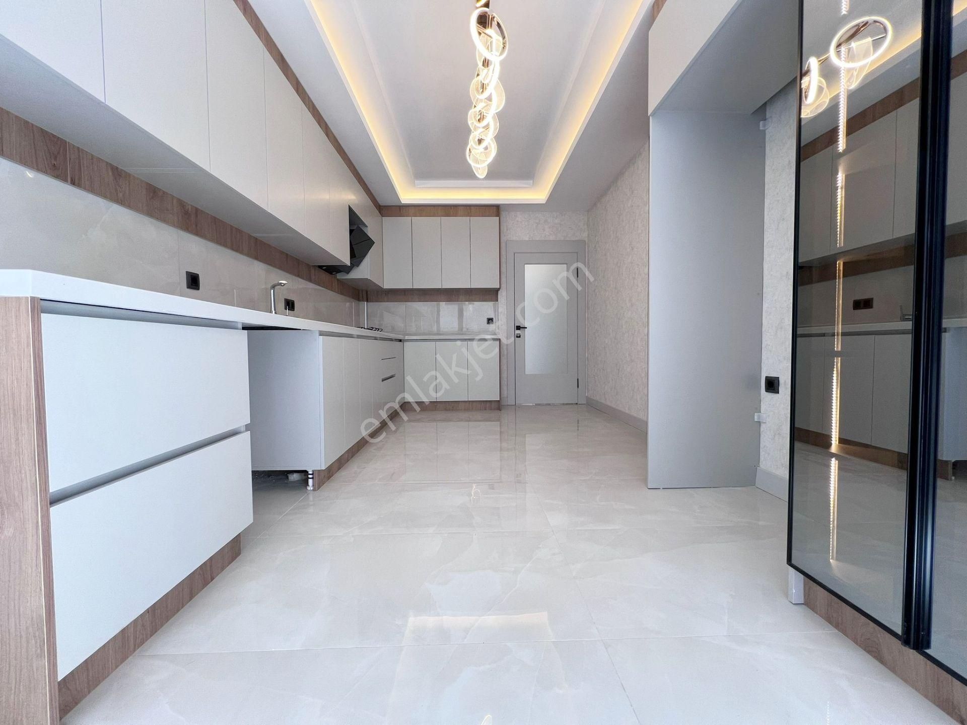 Karakayada Masrafsız Tam Yatırımlık Net 140 M2 3+1 Fırsat Daire. - Görsel 27