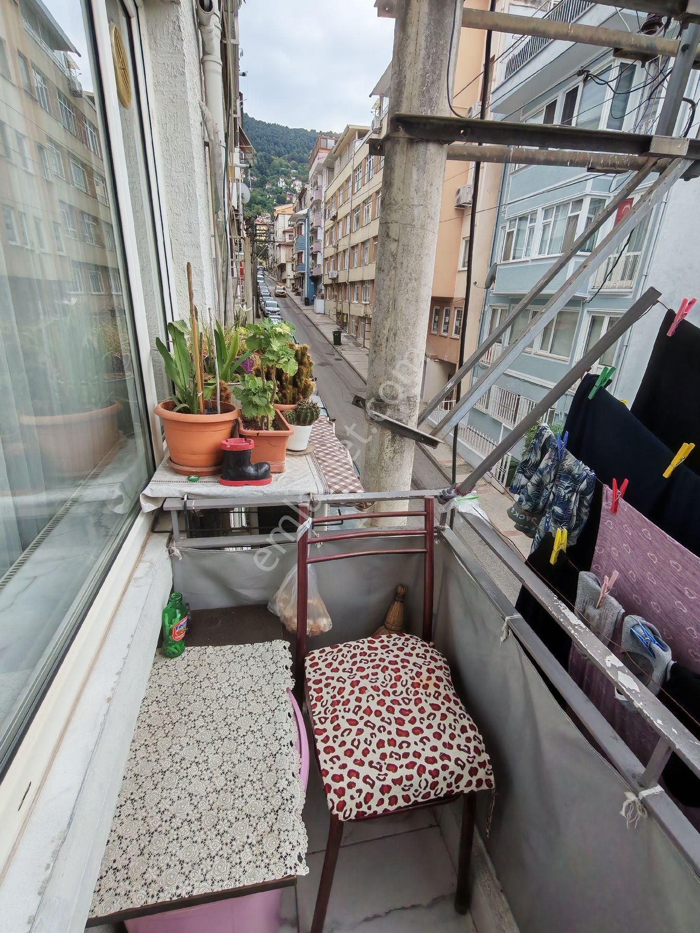 Barış Gayrimenkul'den Sakaldöken'de Ara Kat Bakımlı 2+1 Daire. - Görsel 15
