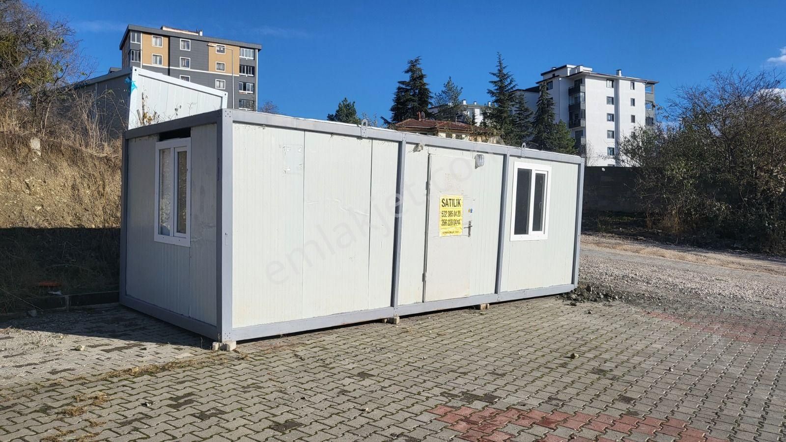 Tokat Merkezde 1odalı 2.el Çift Cephe Pencereli Tabanı Seramik Yapılı Sandviç Panel Konteyner