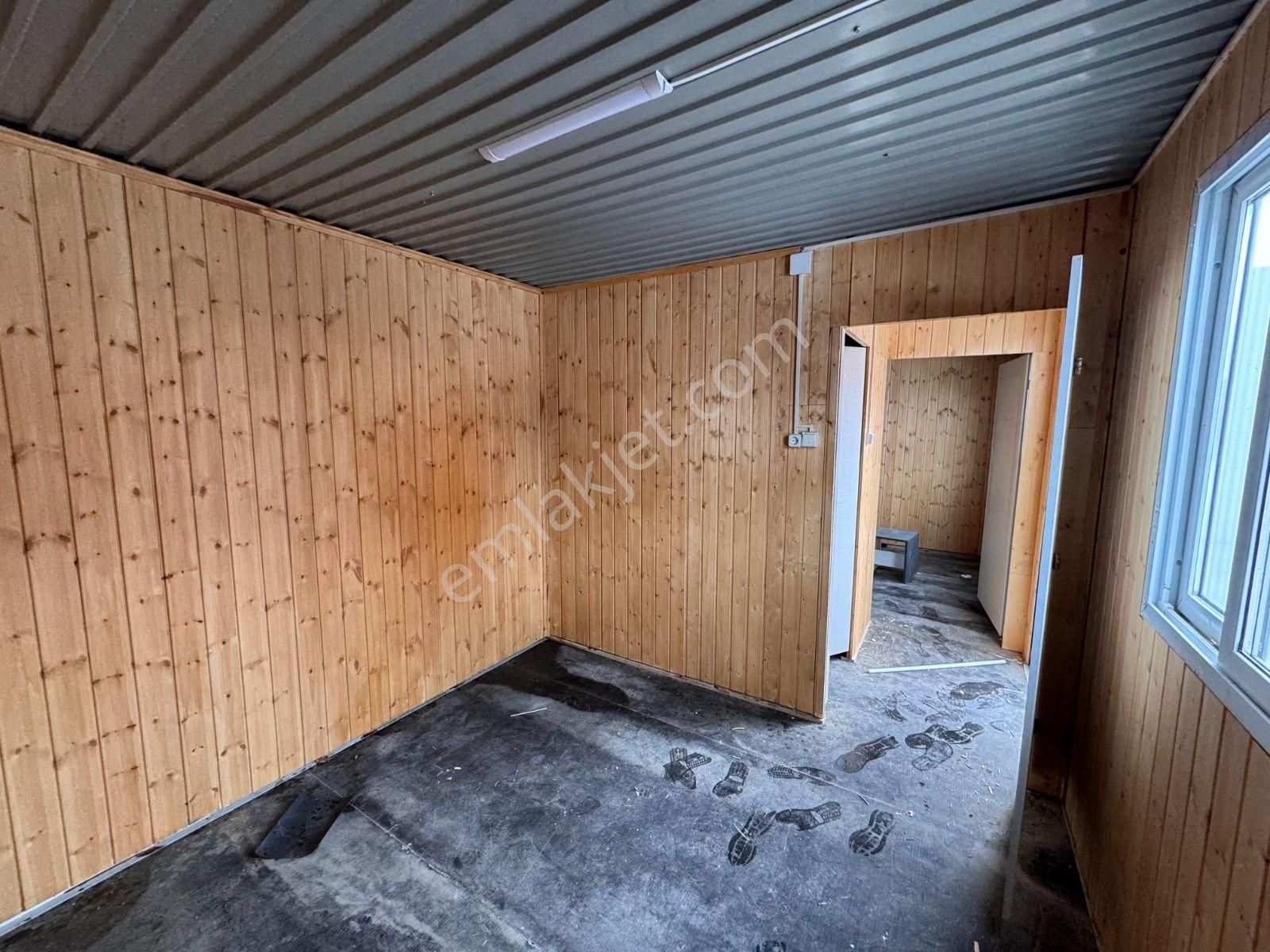 İçi 1.sınıf Çam Lambriden Dışı Yalıtımlı Sandviç Panelden İmal Edilmiş 21m2 2oda Wc+lv+duş Konteyner - Görsel 3