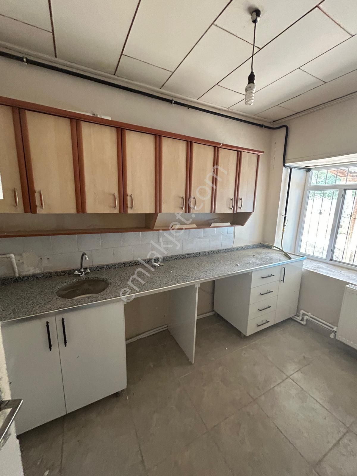 Ana Yola Yakın Kiralık Ev - Görsel 13