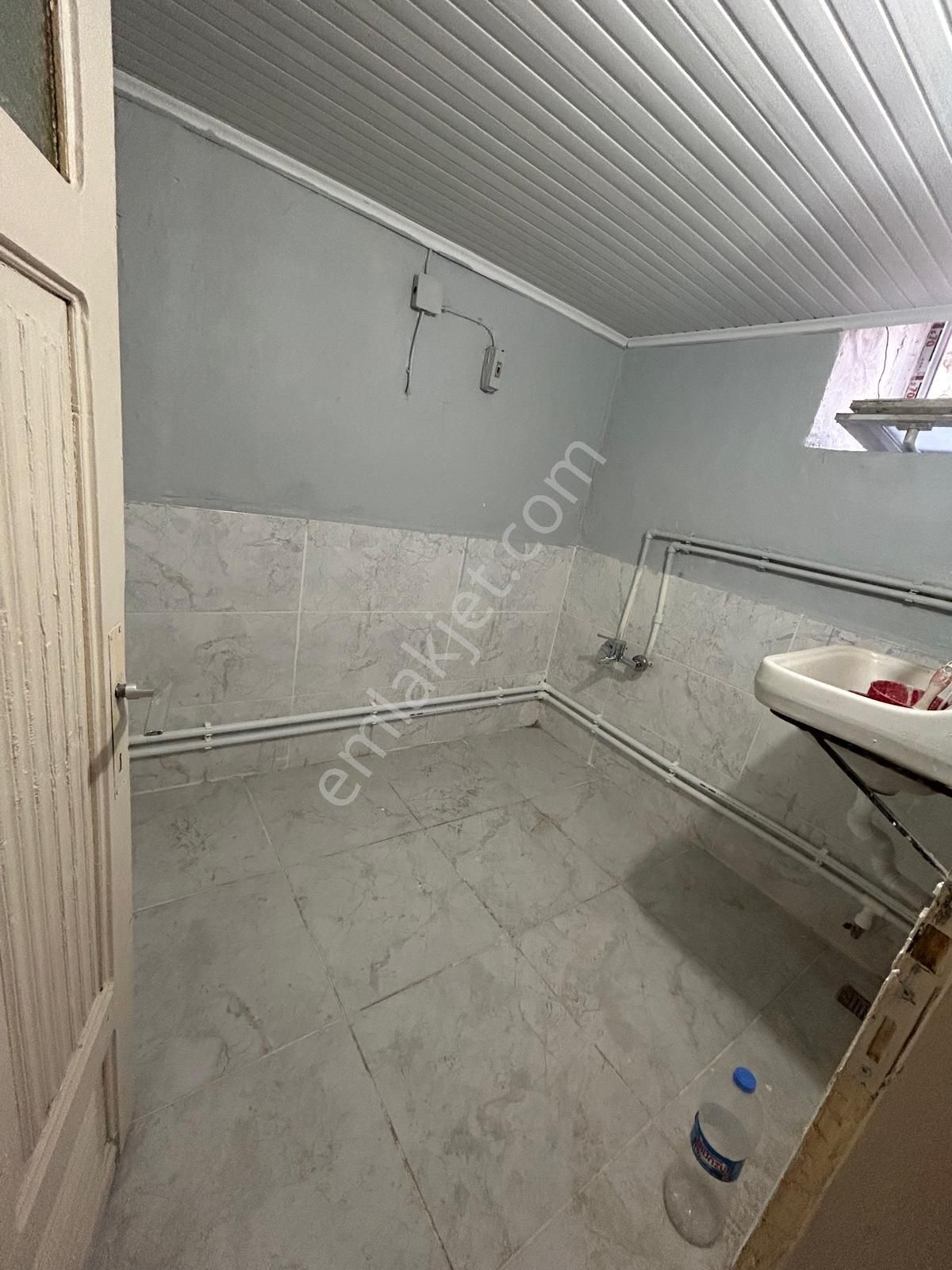 Ana Yola Yakın Kiralık Ev - Görsel 11
