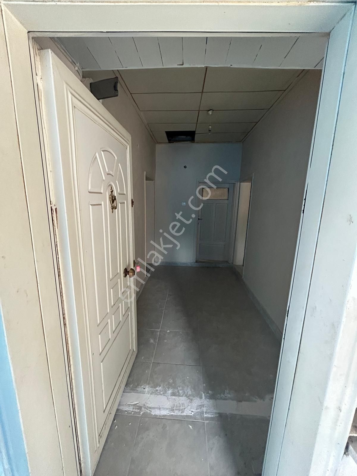 Ana Yola Yakın Kiralık Ev - Görsel 9