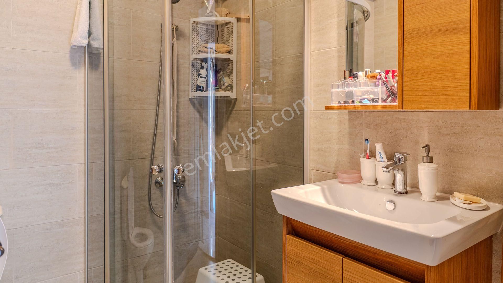 Bodrum Merkezde Kale Manzaralı Havuzlu Müstakil 4+2 Villa - Görsel 30