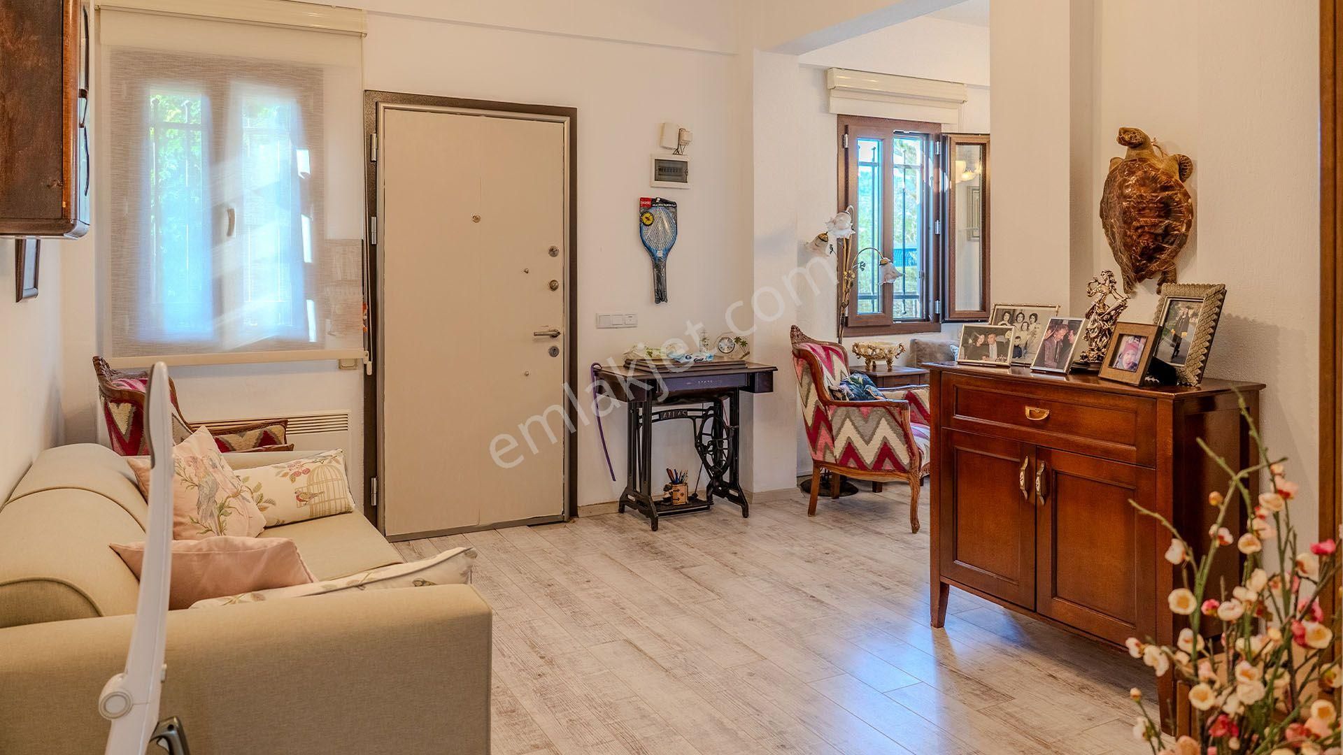 Bodrum Merkezde Kale Manzaralı Havuzlu Müstakil 4+2 Villa - Görsel 26