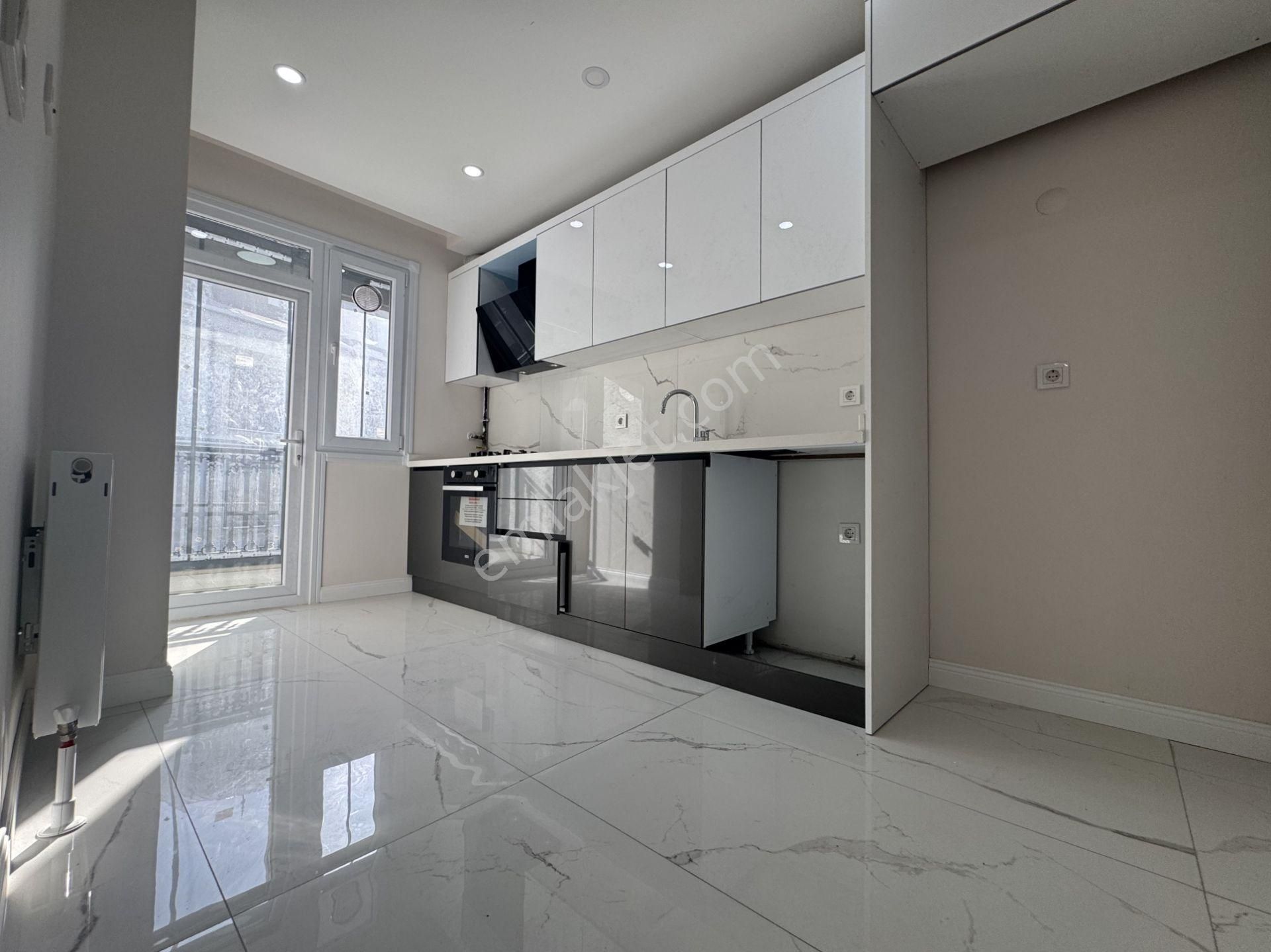 Next House'dan, Bahçelievler Merkez'de 5+2 230m2, Lüks Daire - Görsel 4