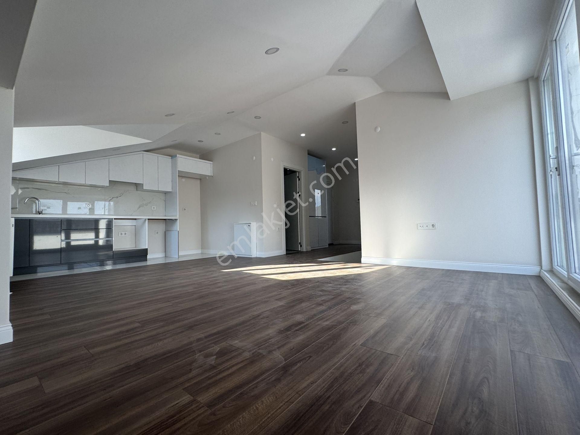 Next House'dan, Bahçelievler Merkez'de 5+2 230m2, Lüks Daire - Görsel 35