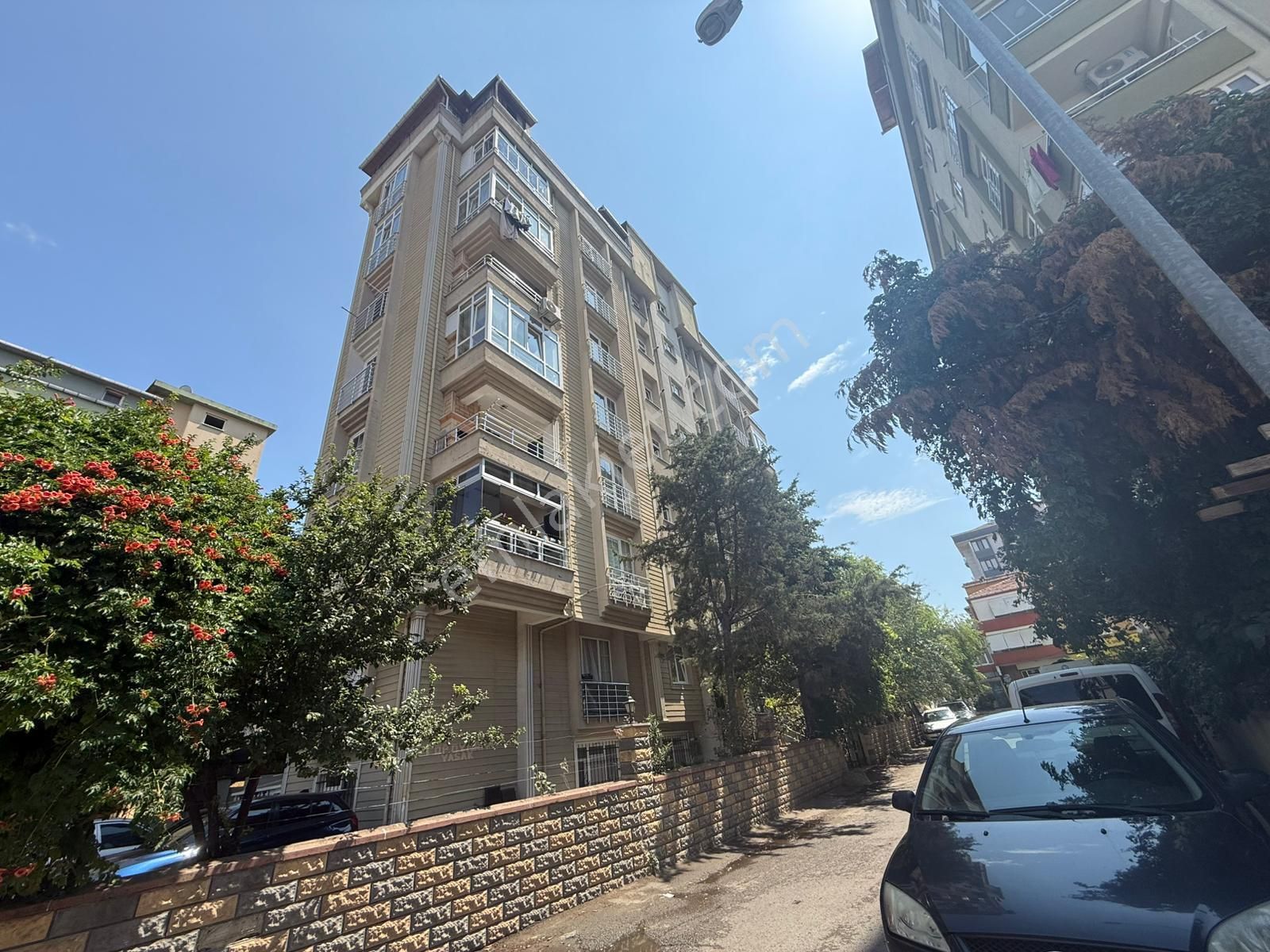 Kartal Esentepe Yaşardoğu Cad 3+1 Satılık Balkonlu Arakat Daire - Görsel 13