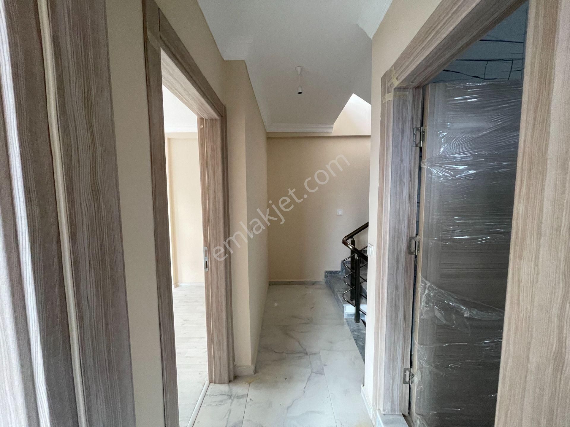 Seferihisar Doğanbey'de Satılık Ferah Konum Denize Çok Yakın 3+1 Lüks Villa - Görsel 26