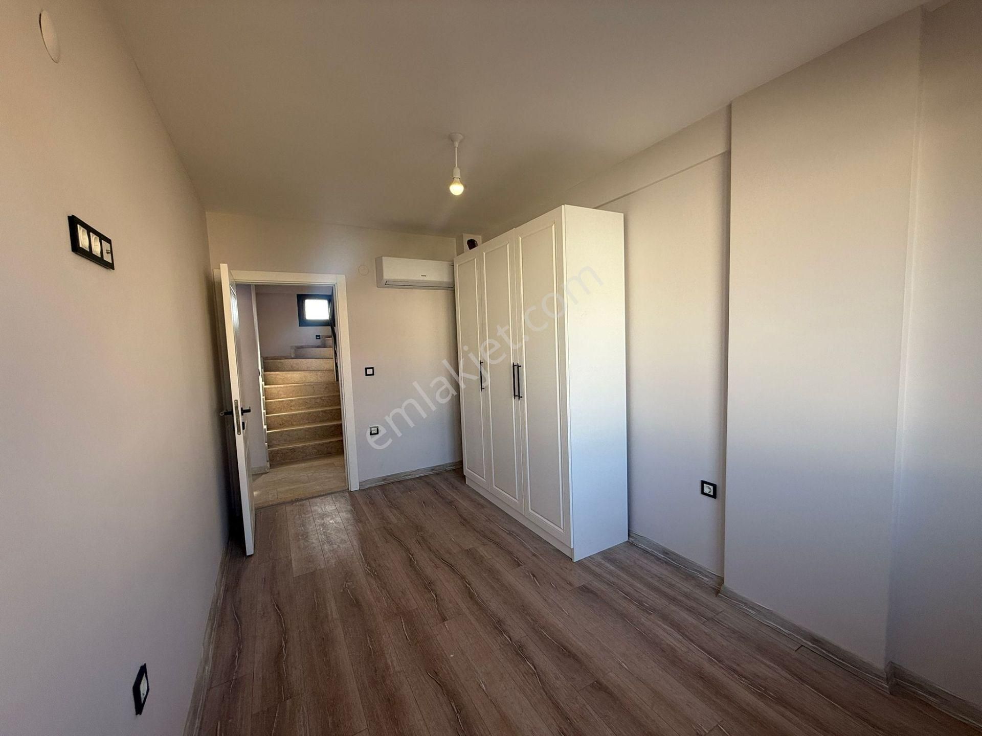 Doğa İle İç İçe Denize Yürüme Mesafesinde 4+1 +1+1 Geniş Villa - Görsel 10