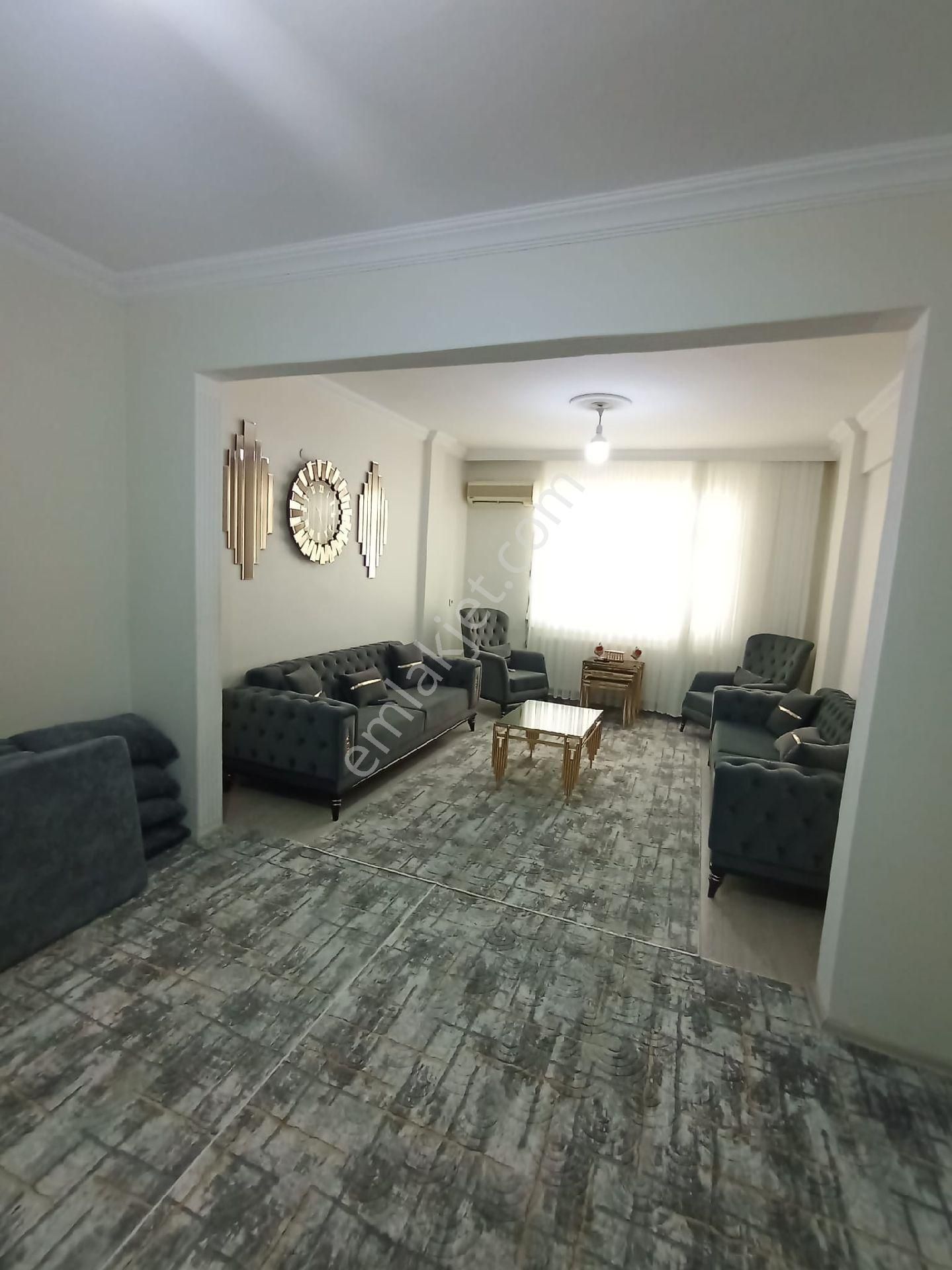 Üçkardeşler Emlakta Satılık Daire Esenler - Görsel 3