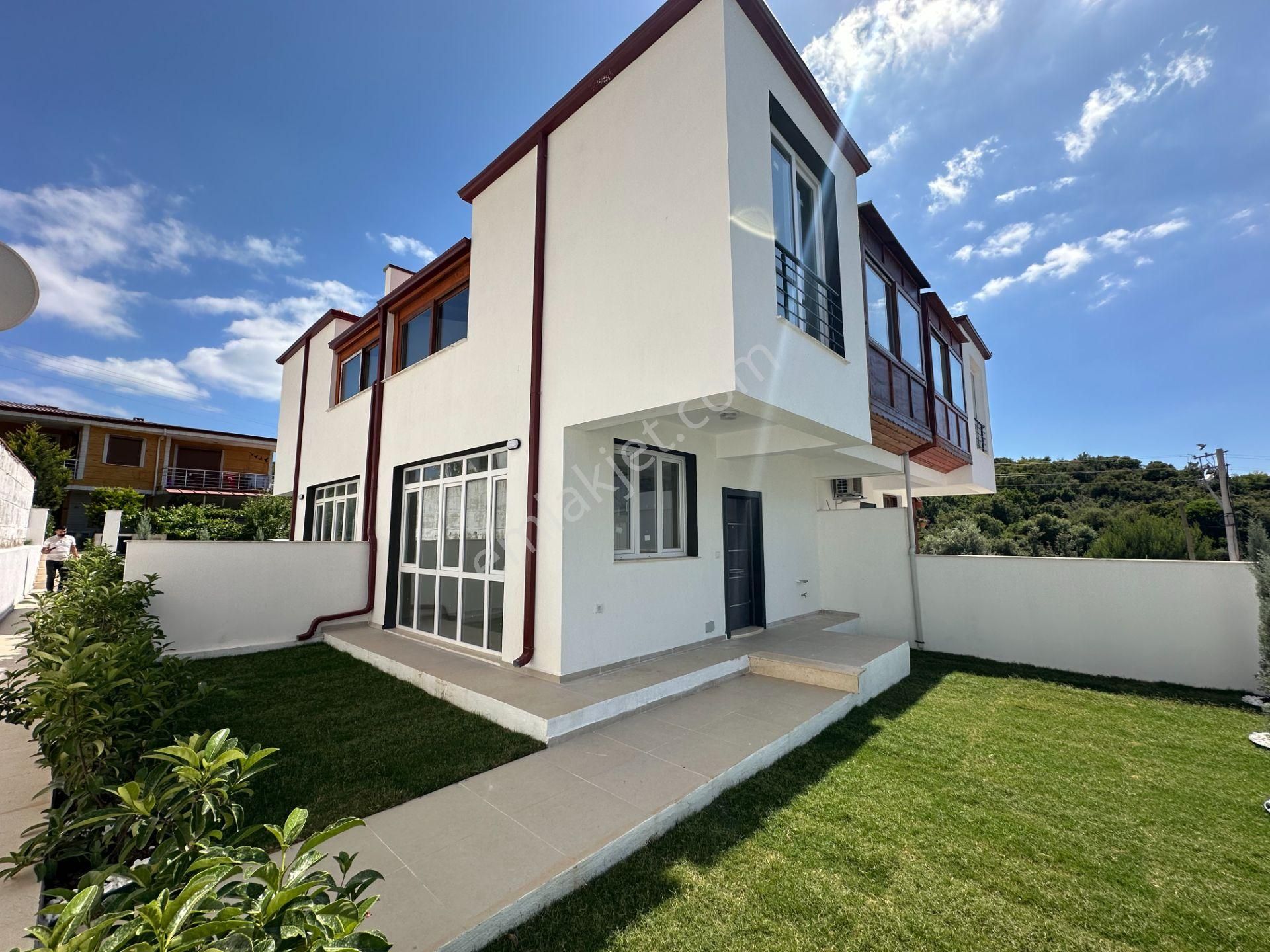 Seferihisar Doganbey Payamlı'da Satılık Sıfır Bahçeli 2+1 Villa - Görsel 14