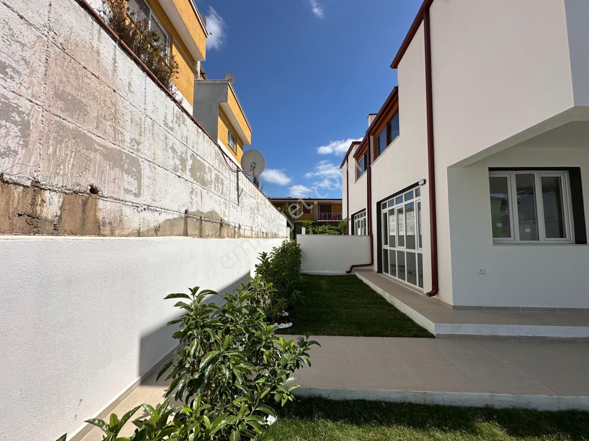 Seferihisar Doganbey Payamlı'da Satılık Sıfır Bahçeli 2+1 Villa - Görsel 25