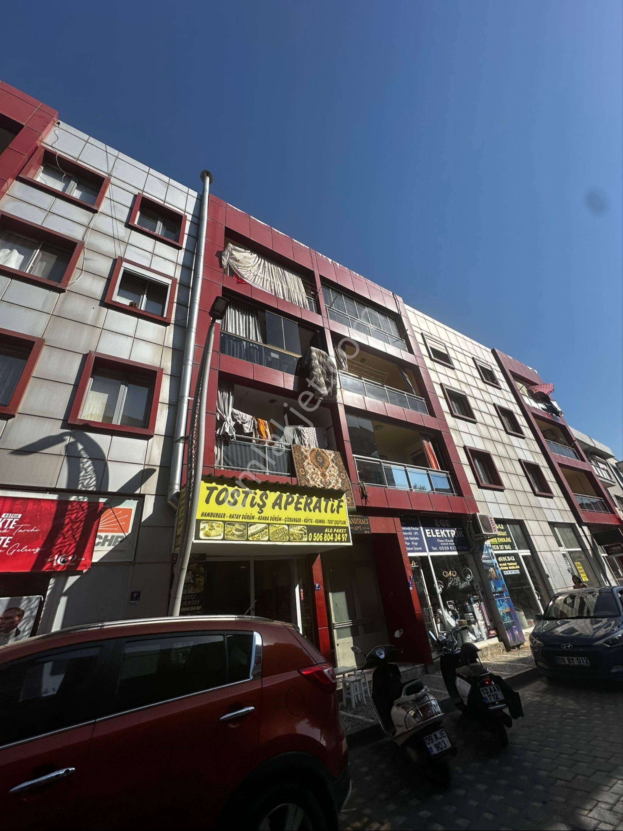 Güzelçamlı Merkezde Kiralık Daire