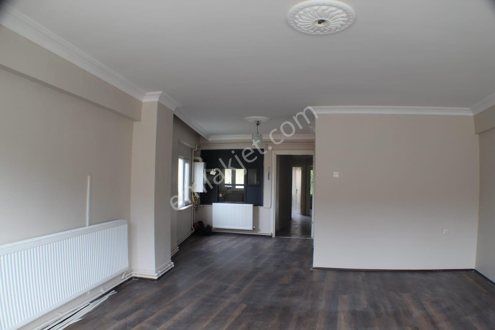 Bursa Yıldırım Umurbeyde 2+1 4.kat Kombili 100 M2 Daire Satılık - Görsel 3