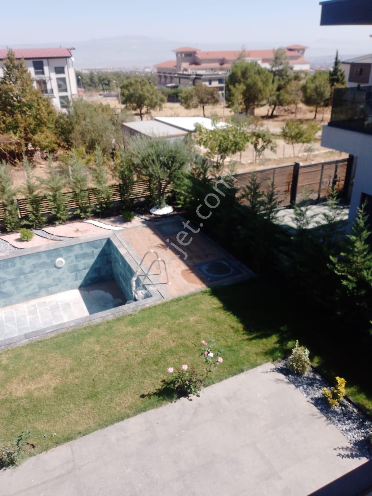Şirinköyde Doğa Manzaralı Satılık Havuzlu Villa - Görsel 6