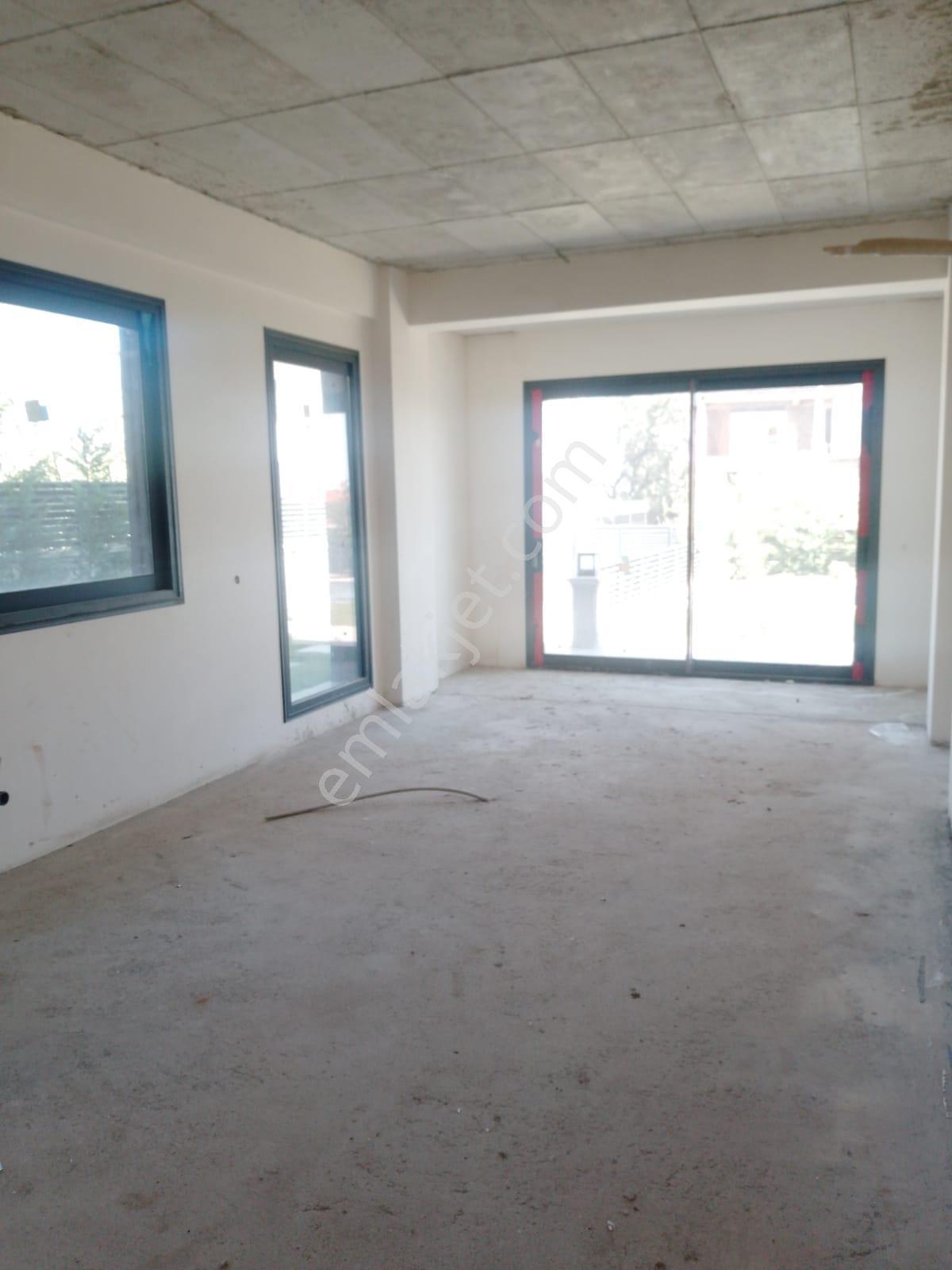 Şirinköyde Doğa Manzaralı Satılık Havuzlu Villa - Görsel 14