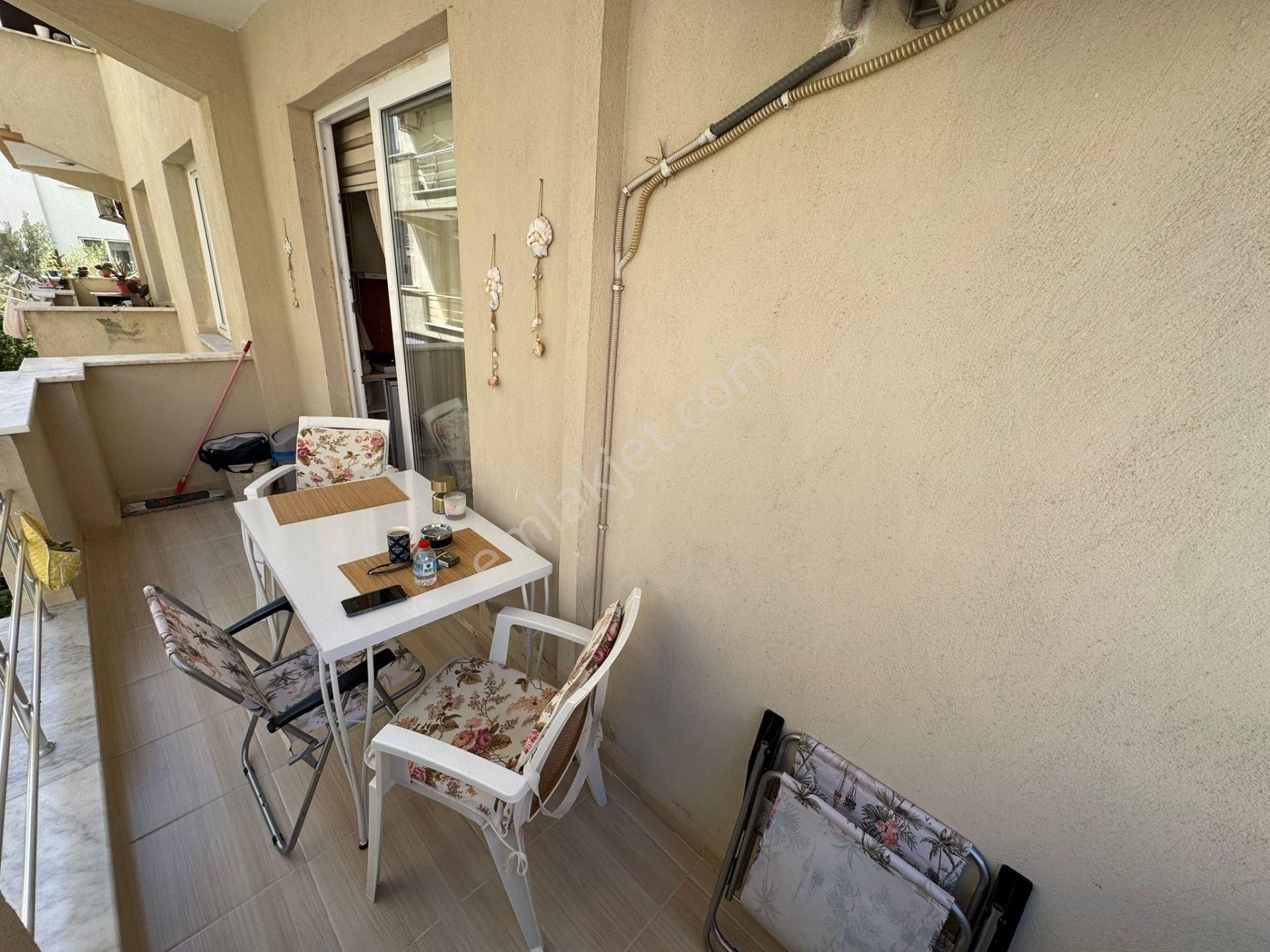 Didim Yenimahalle'de Eşyalı, Ferahlık Ve Konforlu Satılık 2+1 Daire - Görsel 10