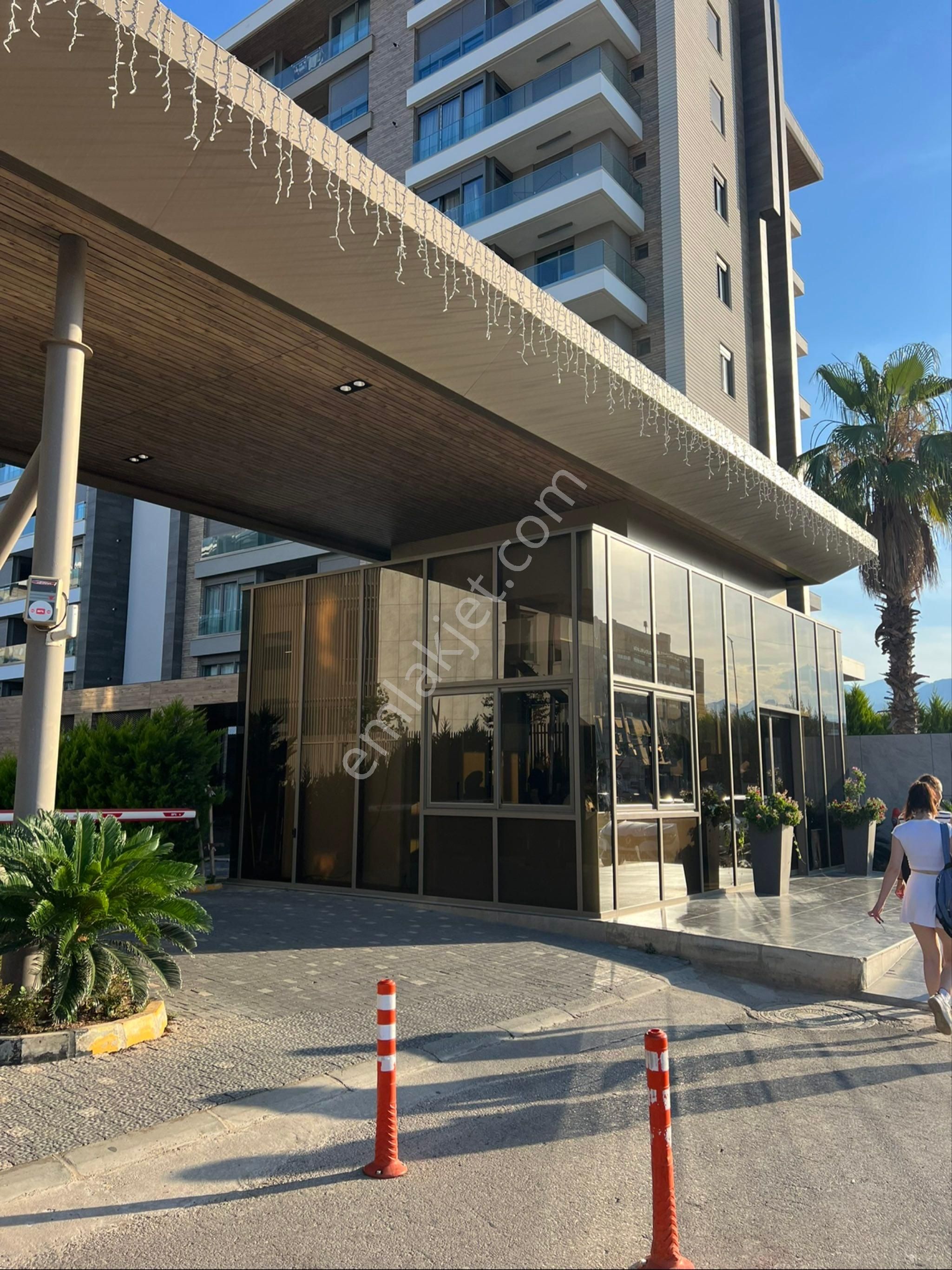 🏡 Konyaaltı Akkuyu – Özpınarlar Casa Max Sitesinde Ultra Lüks Kiralık 3+1 Daire - Görsel 26