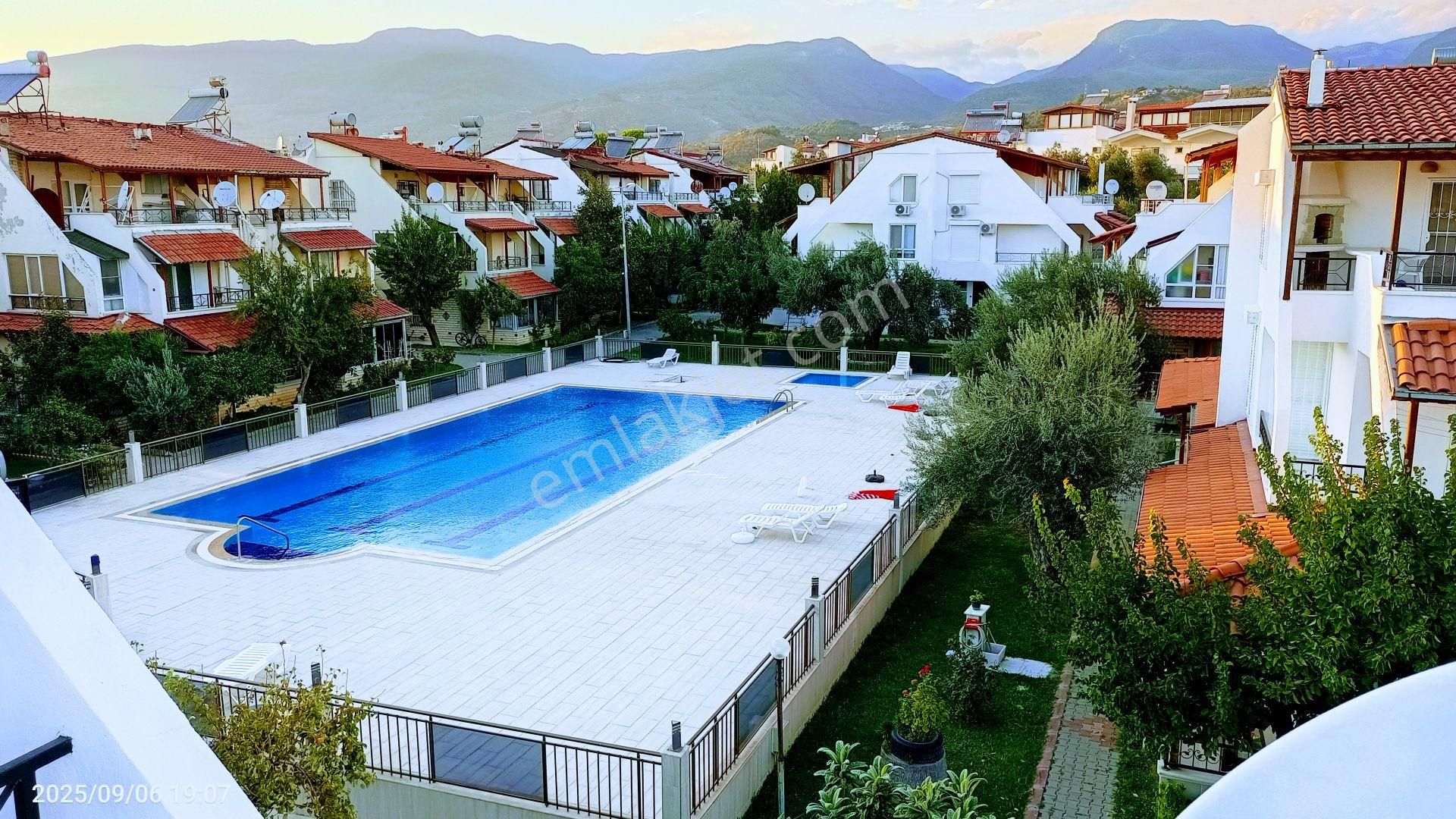 Altınoluk' Ta Havuzlu Villa, Otoparklı, Denize 500 Mt, Meyve Bahçeli, Kazdağları Manzaralı Teraslı - Görsel 2