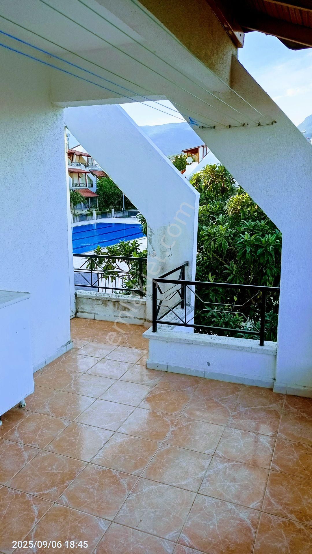 Altınoluk' Ta Havuzlu Villa, Otoparklı, Denize 500 Mt, Meyve Bahçeli, Kazdağları Manzaralı Teraslı - Görsel 19