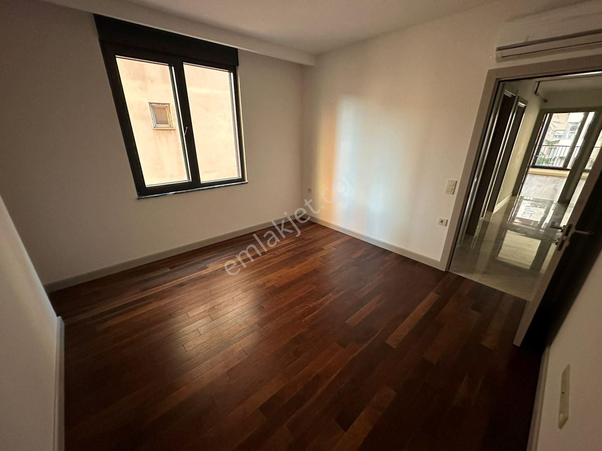 Caddebostan Bağdat Caddesi 1. Paralel Sıfır 2+1 Daire - Görsel 19