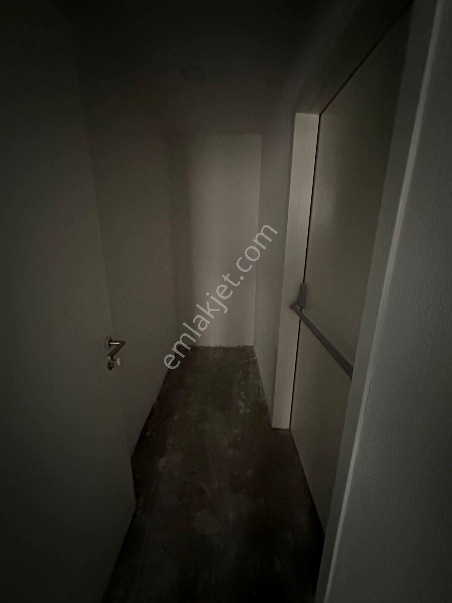 Caddebostan Bağdat Caddesi 1. Paralel Sıfır 2+1 Daire - Görsel 22