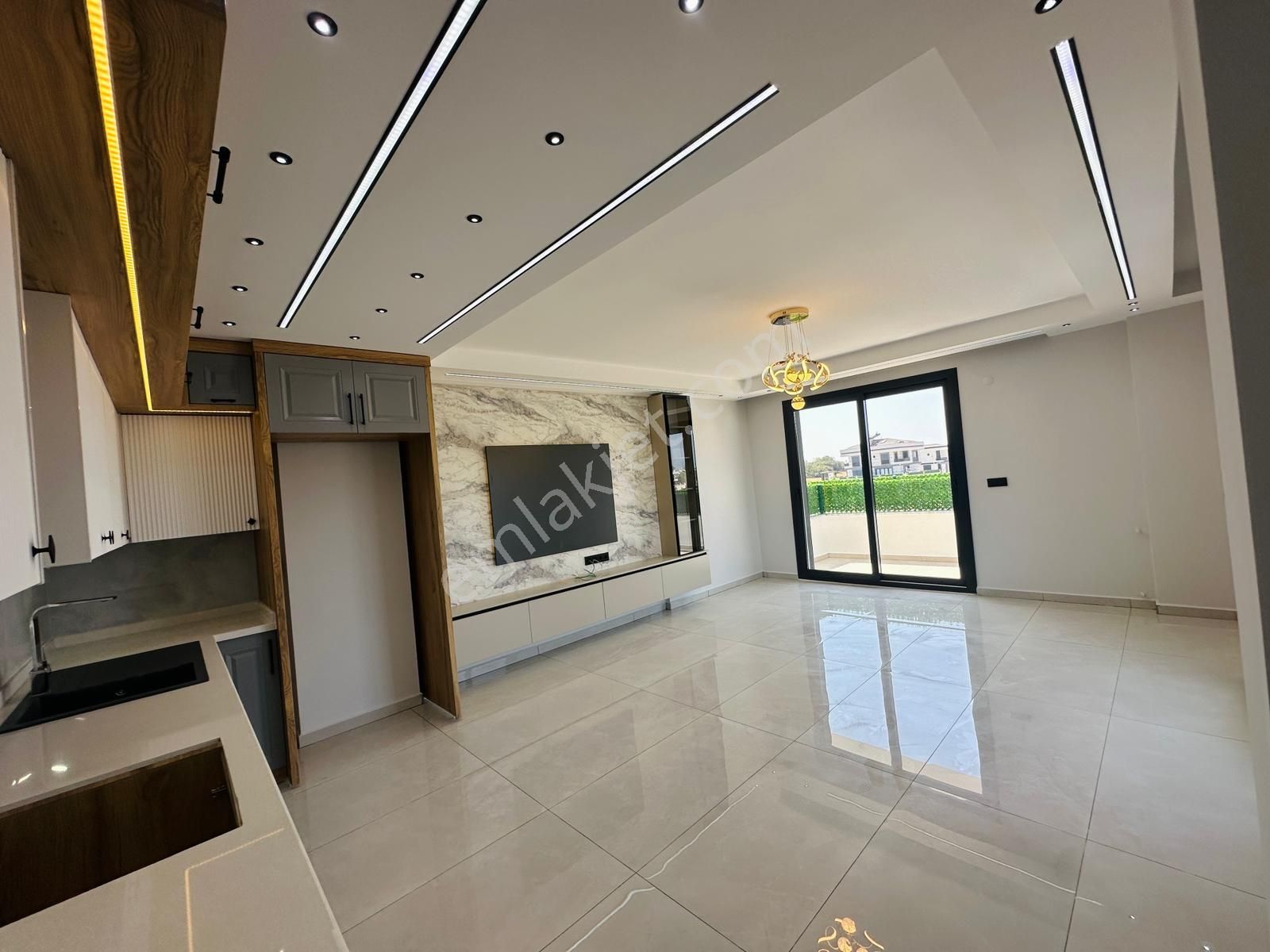 Didim Hisar Mah. 3+1 Arka Cepheler Havuzlu Ön Cepheler Bahçeli Villalarımız Satılık Girişler Ayrı - Görsel 9