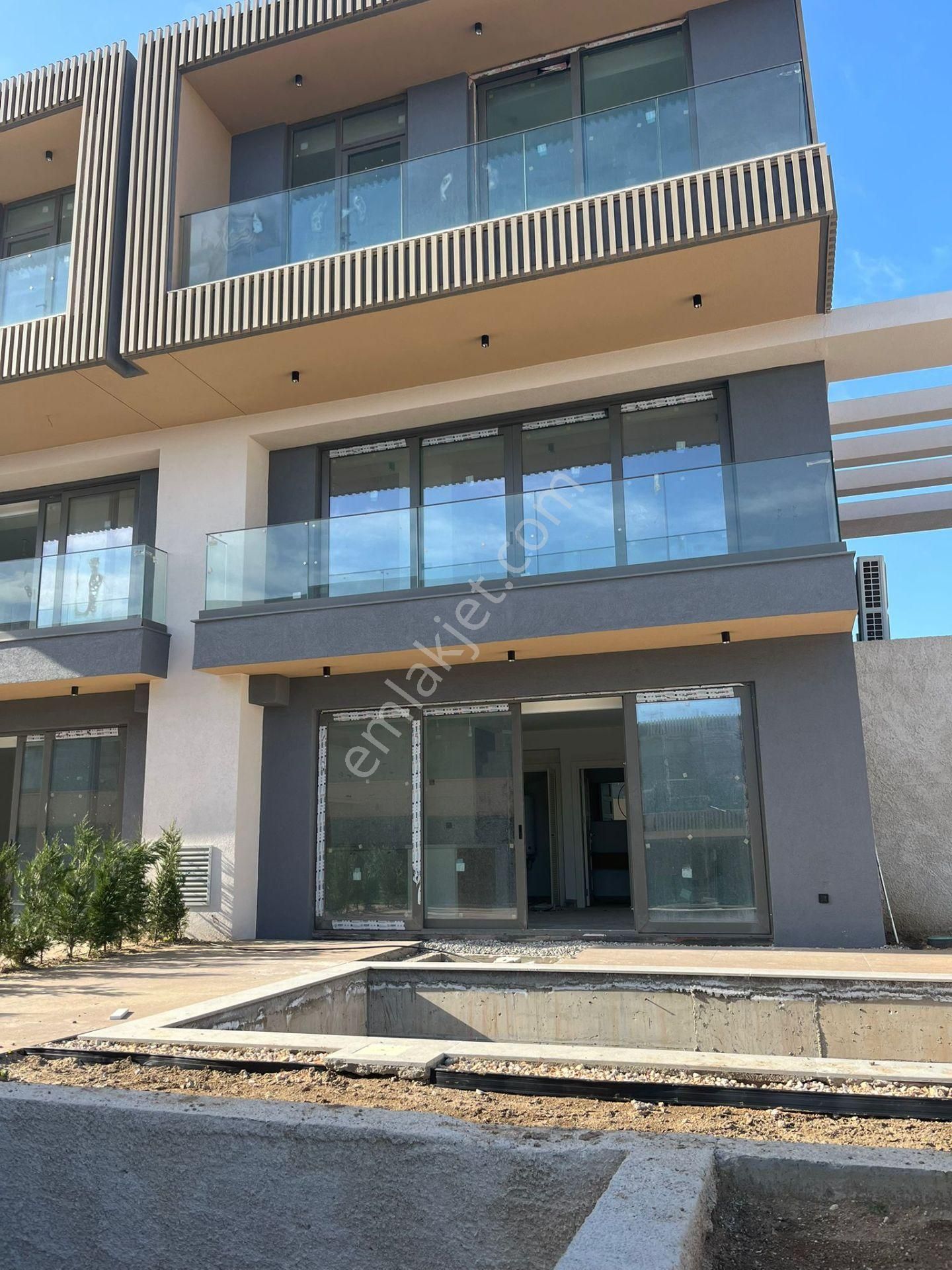 Avantajlı Fiyat! Özel Havuzlu Triplex Villa – %20'sini Sonra Öde - Görsel 2