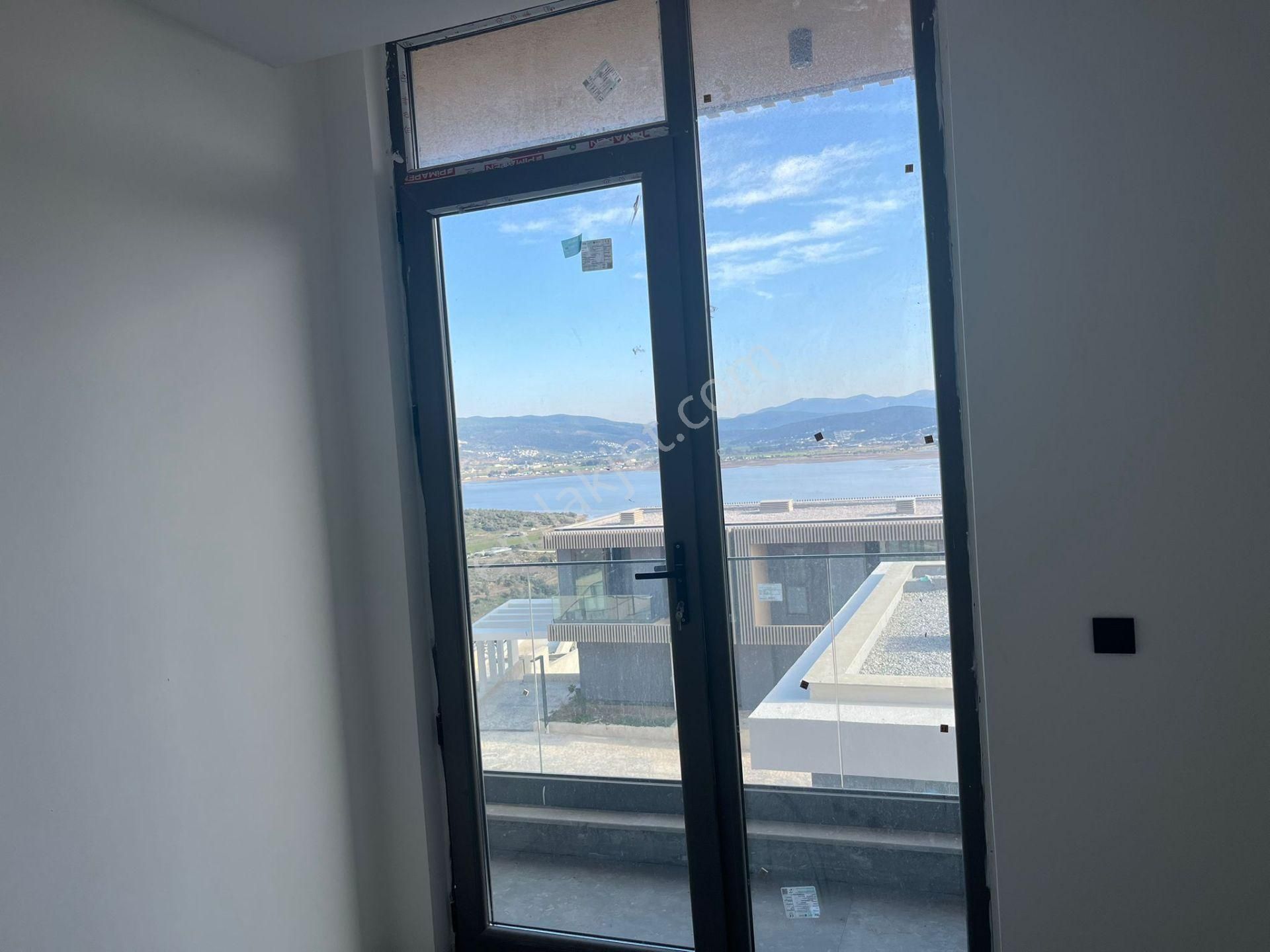 Avantajlı Fiyat! Özel Havuzlu Triplex Villa – %20'sini Sonra Öde - Görsel 18