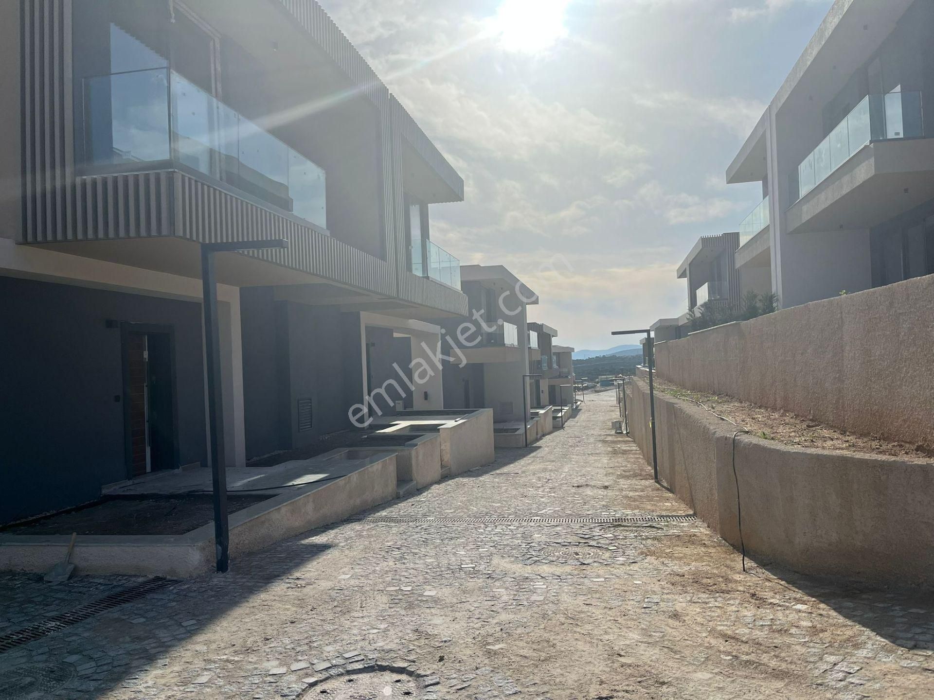 Avantajlı Fiyat! Özel Havuzlu Triplex Villa – %20'sini Sonra Öde - Görsel 31