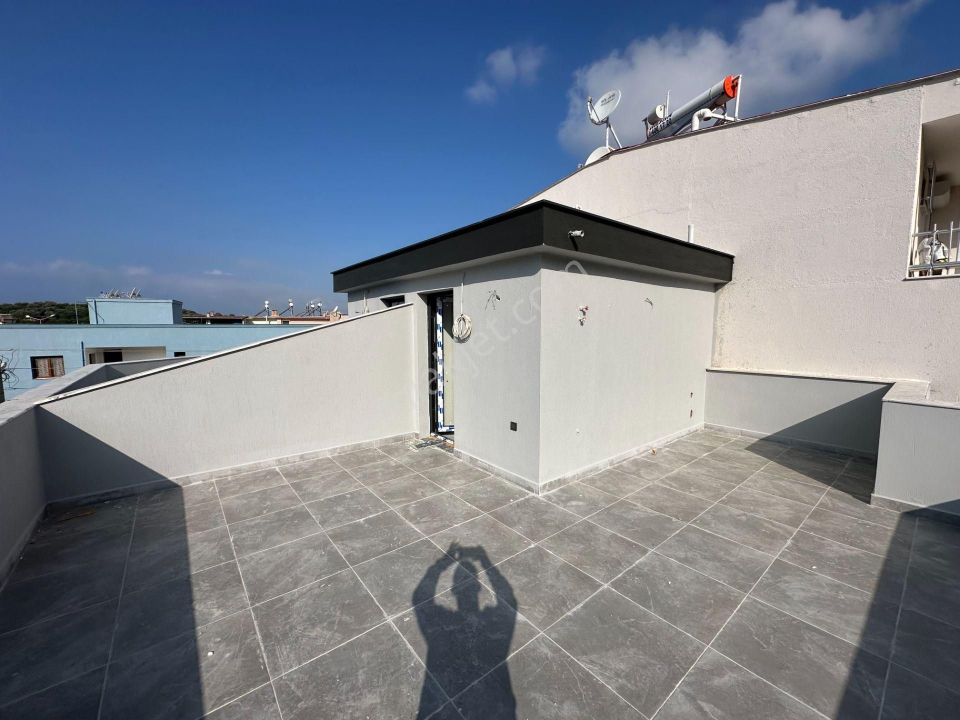 Seferihisar Ürkmez Merkezde Satılık Lüks 3 + 1 Dubleks Villa - Görsel 25