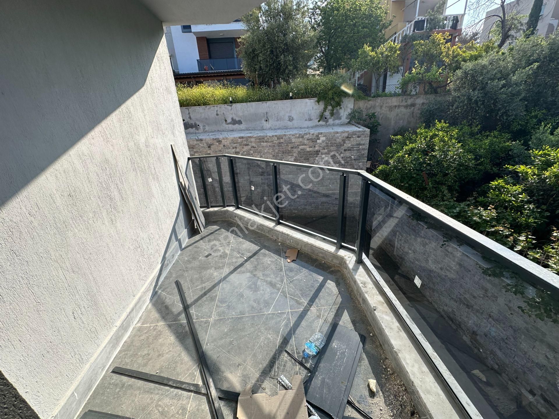 Seferihisar Ürkmez Merkezde Satılık Lüks 3 + 1 Dubleks Villa - Görsel 19