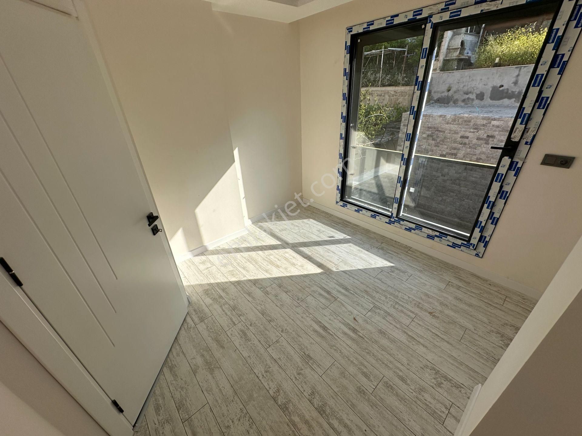 Seferihisar Ürkmez Merkezde Satılık Lüks 3 + 1 Dubleks Villa - Görsel 14