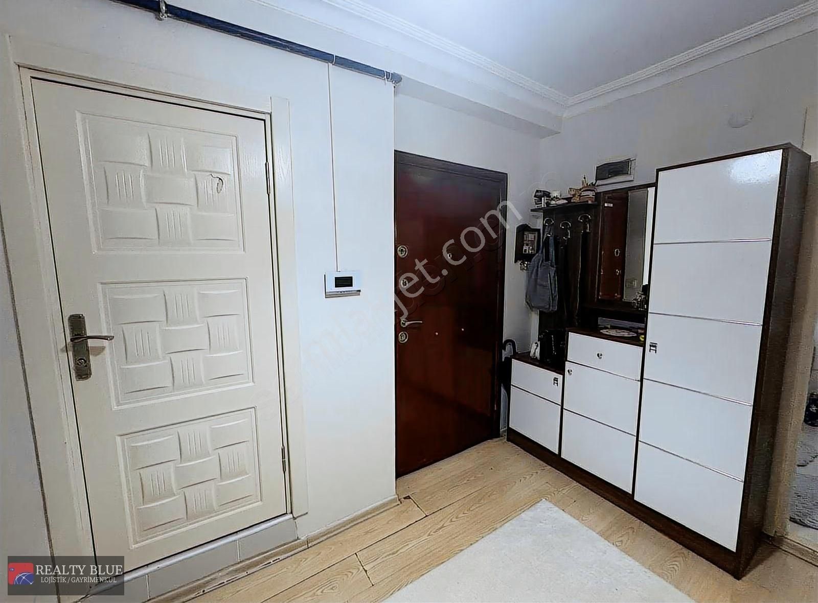 Çekmeköy M.akif'te Metoya Yakın Otoparklı İskanlı Genç Binada2+1 - Görsel 12