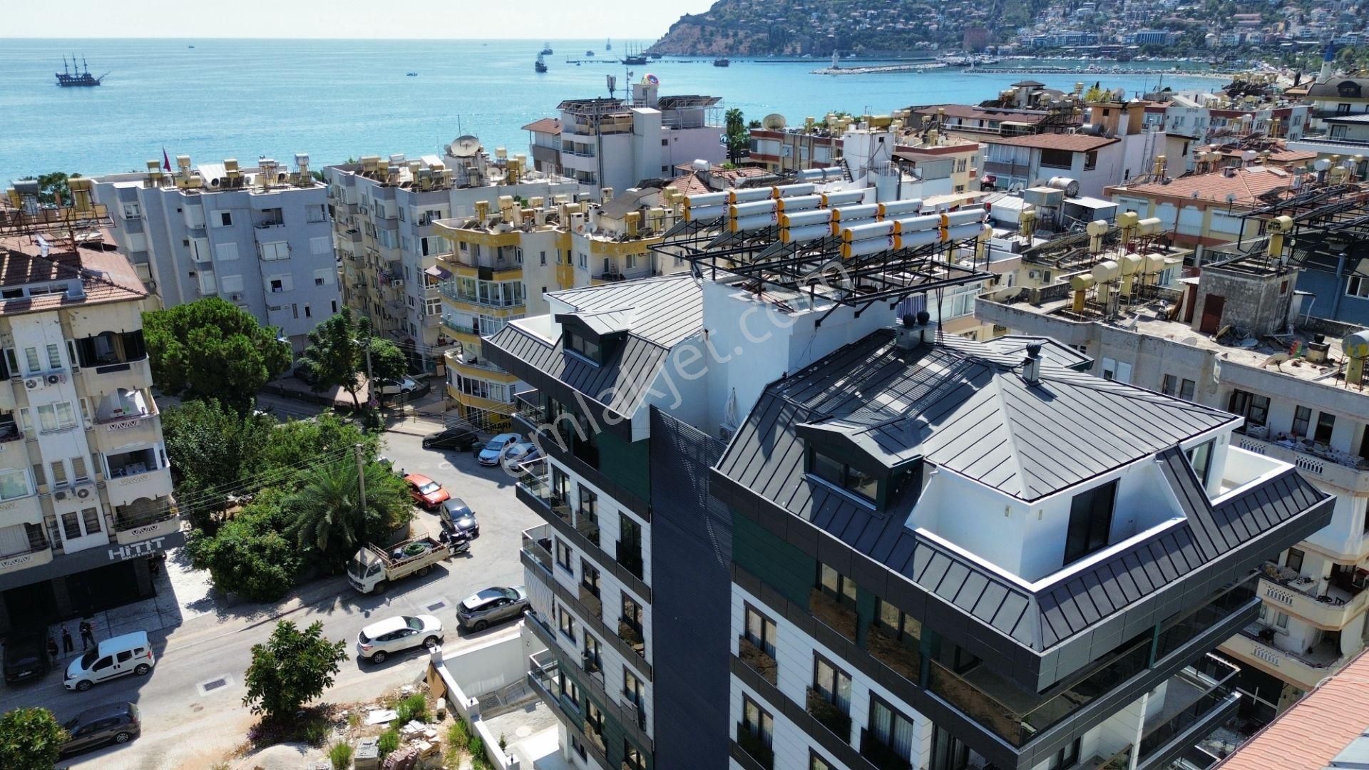 Emlakparktan Güllerpınarında Denize 100m Sıfır 2+1 Daire